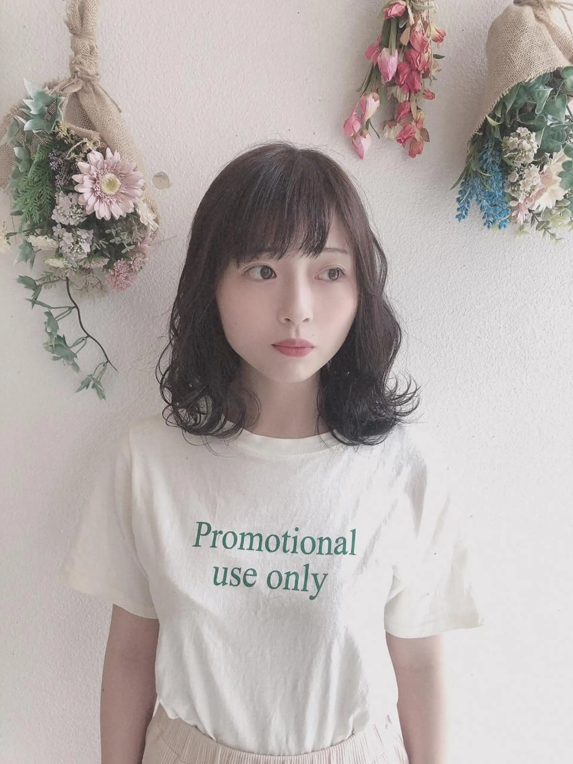 ミディアム カラー 西 めぐみのヘアスタイル