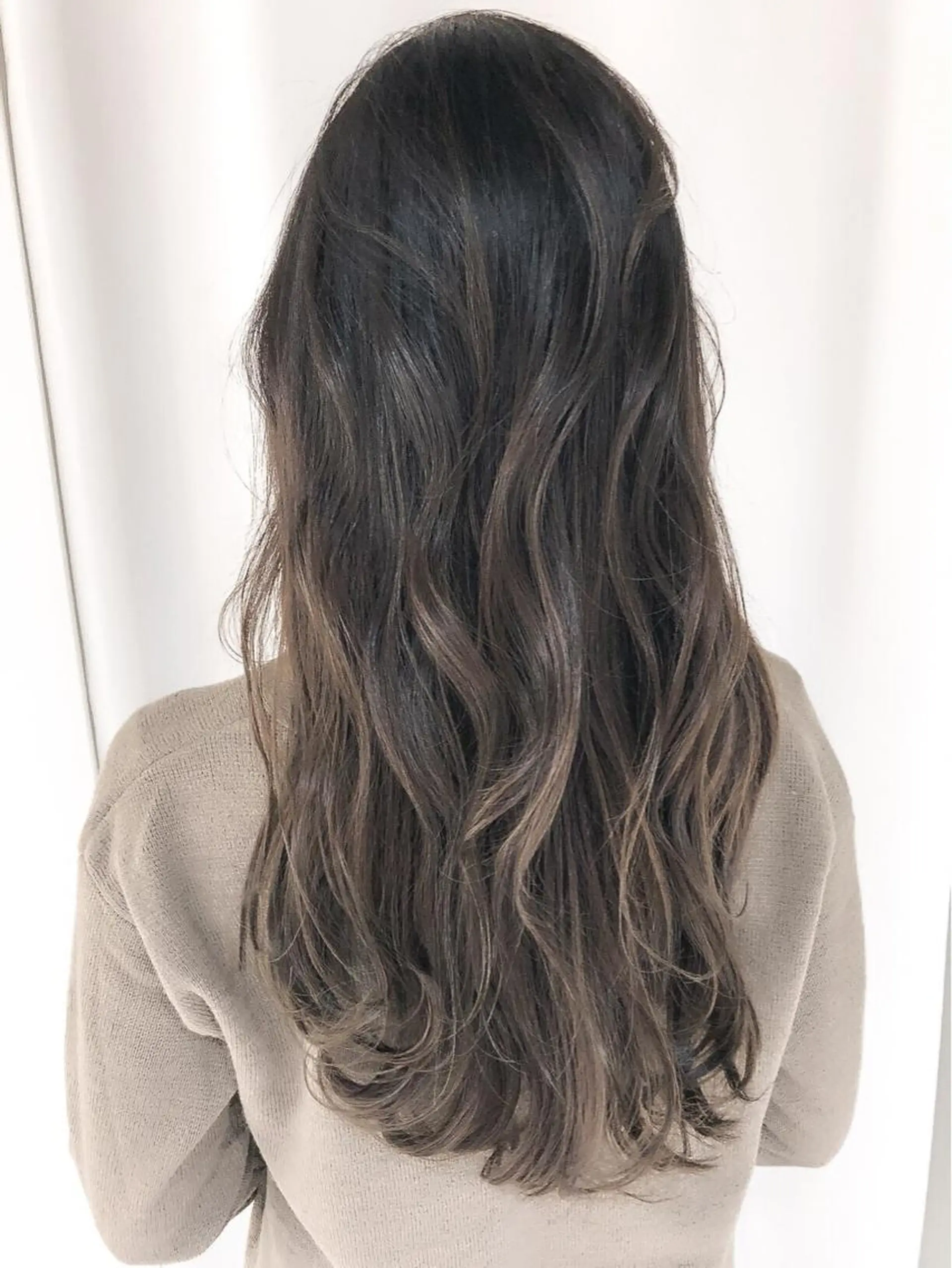 セミロング ハイライト カット ヘアカラー 縮毛矯正 竹内ケンゴ🇰🇷 EIGHT藤沢のヘアスタイル