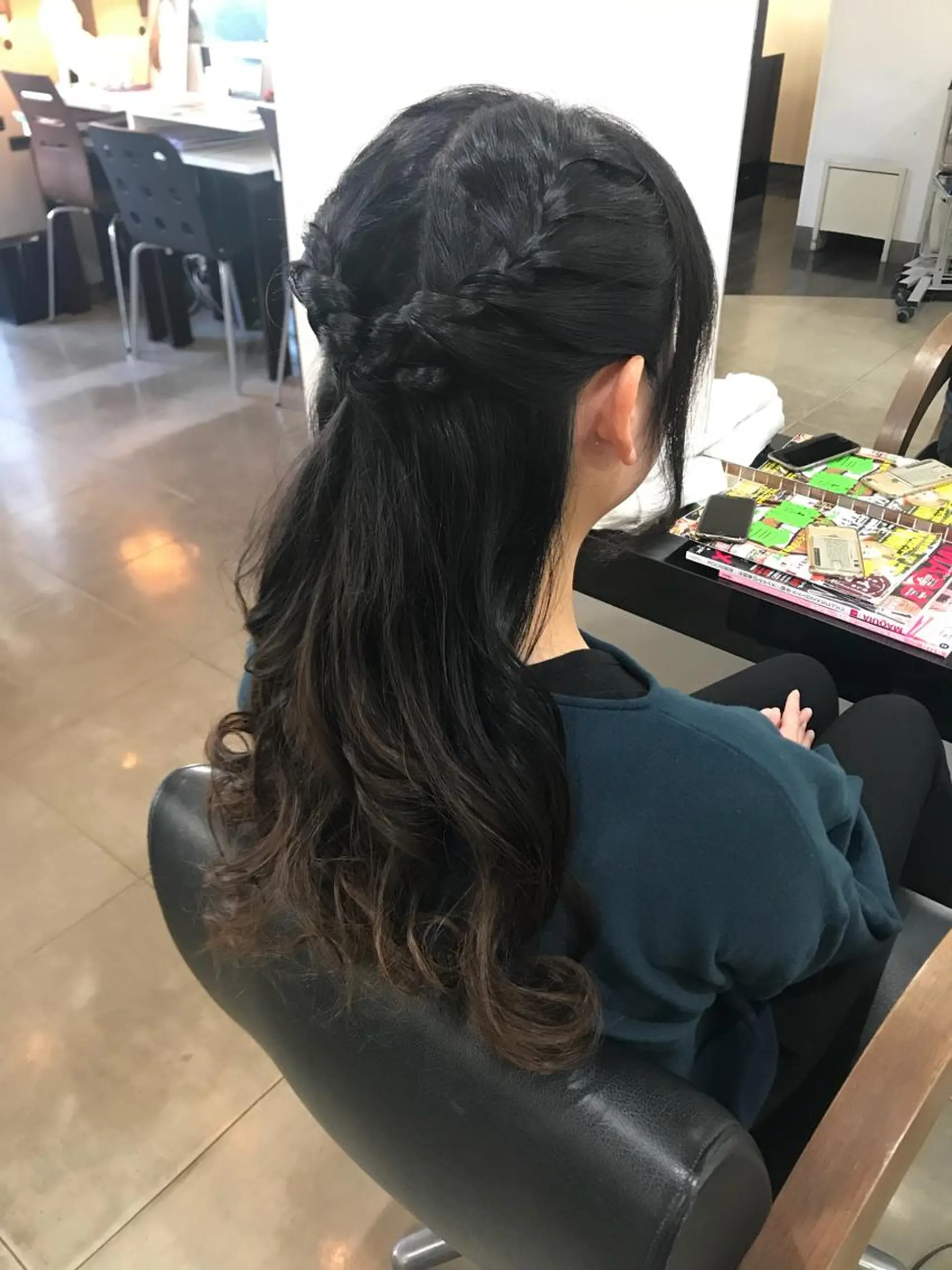 ロング ヘアアレンジ ハーフアップ ロング DISCOHAIRsanc（ルジャルダン町田）所属・烏山 達也のヘアスタイル