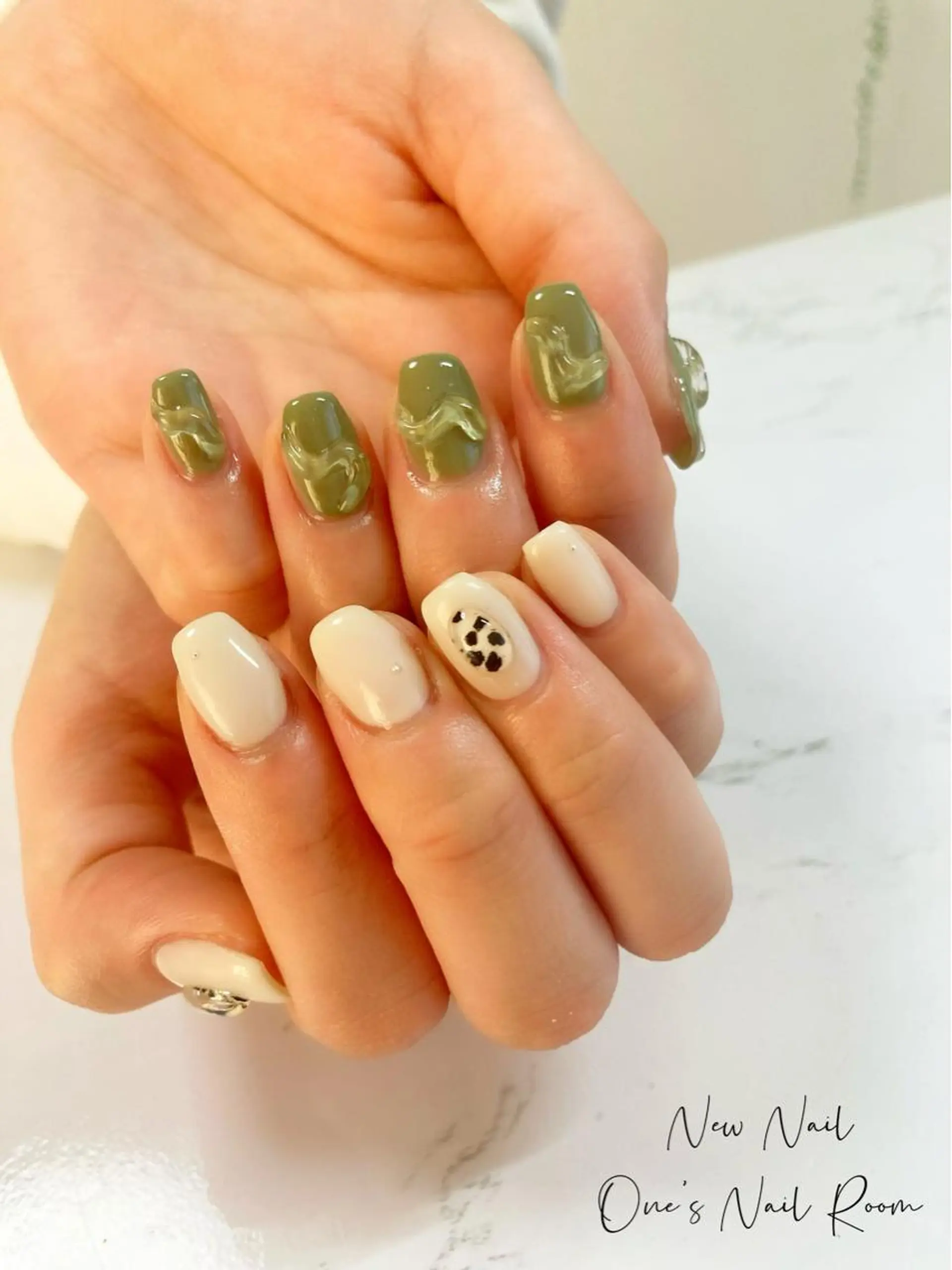 ネイル ハンドネイル One's Nail Roomのネイルデザイン