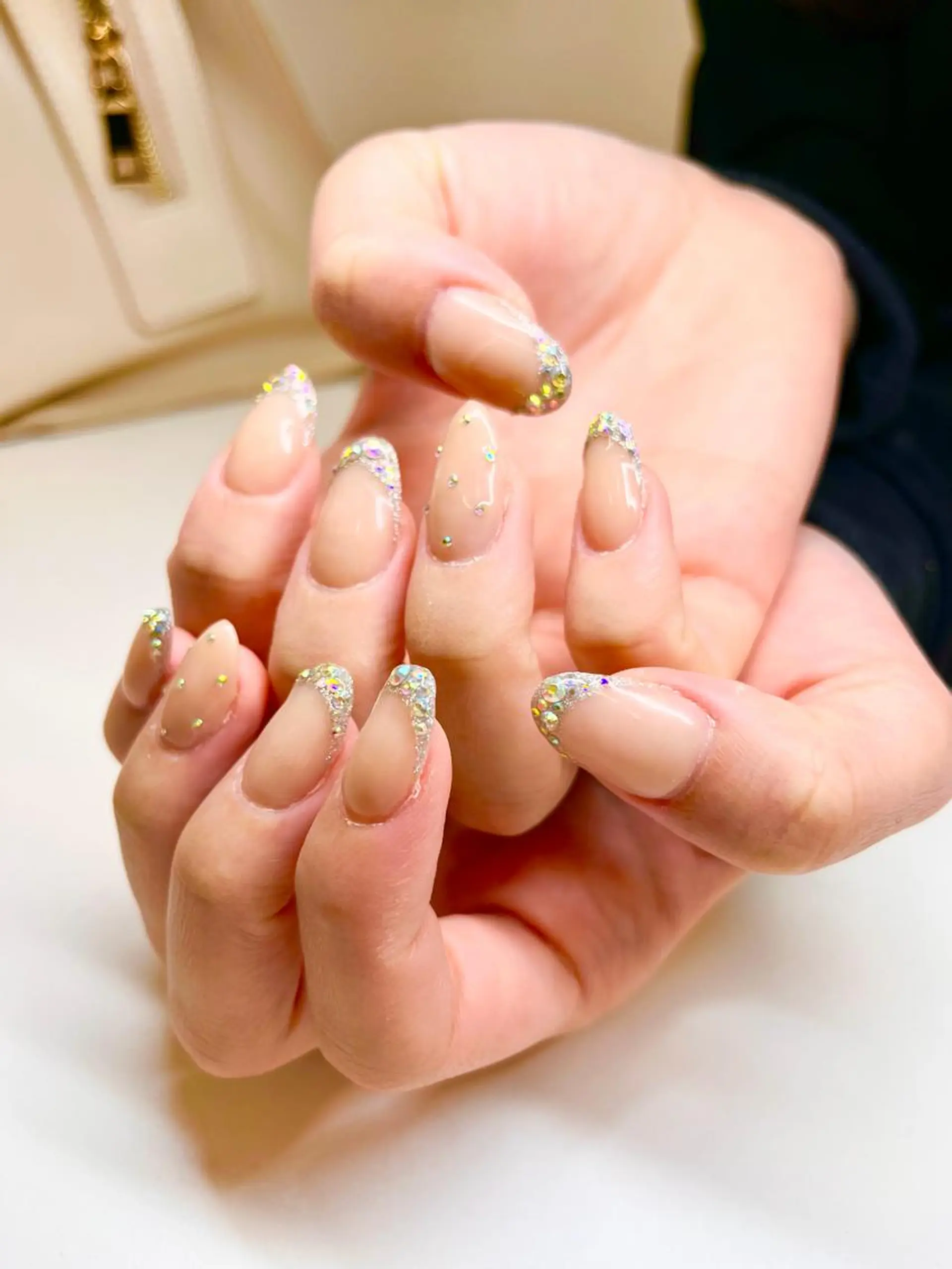 ロング ネイル フレンチネイル スカルプネイル ストーンネイル ハンドネイル nailsalon Mimiのネイルデザイン