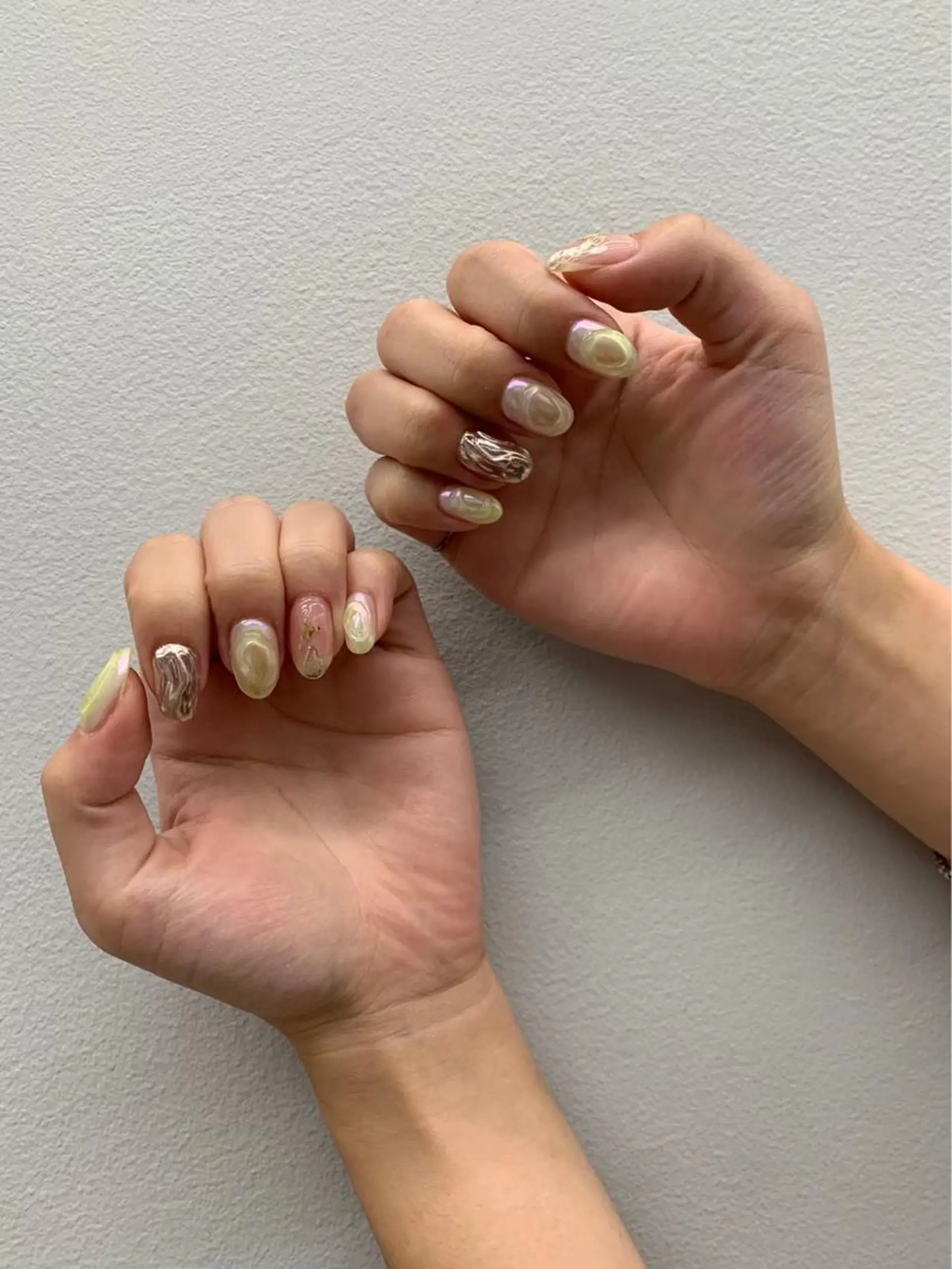 ネイル ハンドネイル ハンドケア ✨🍀岩崎 唯🍀✨のヘアスタイル