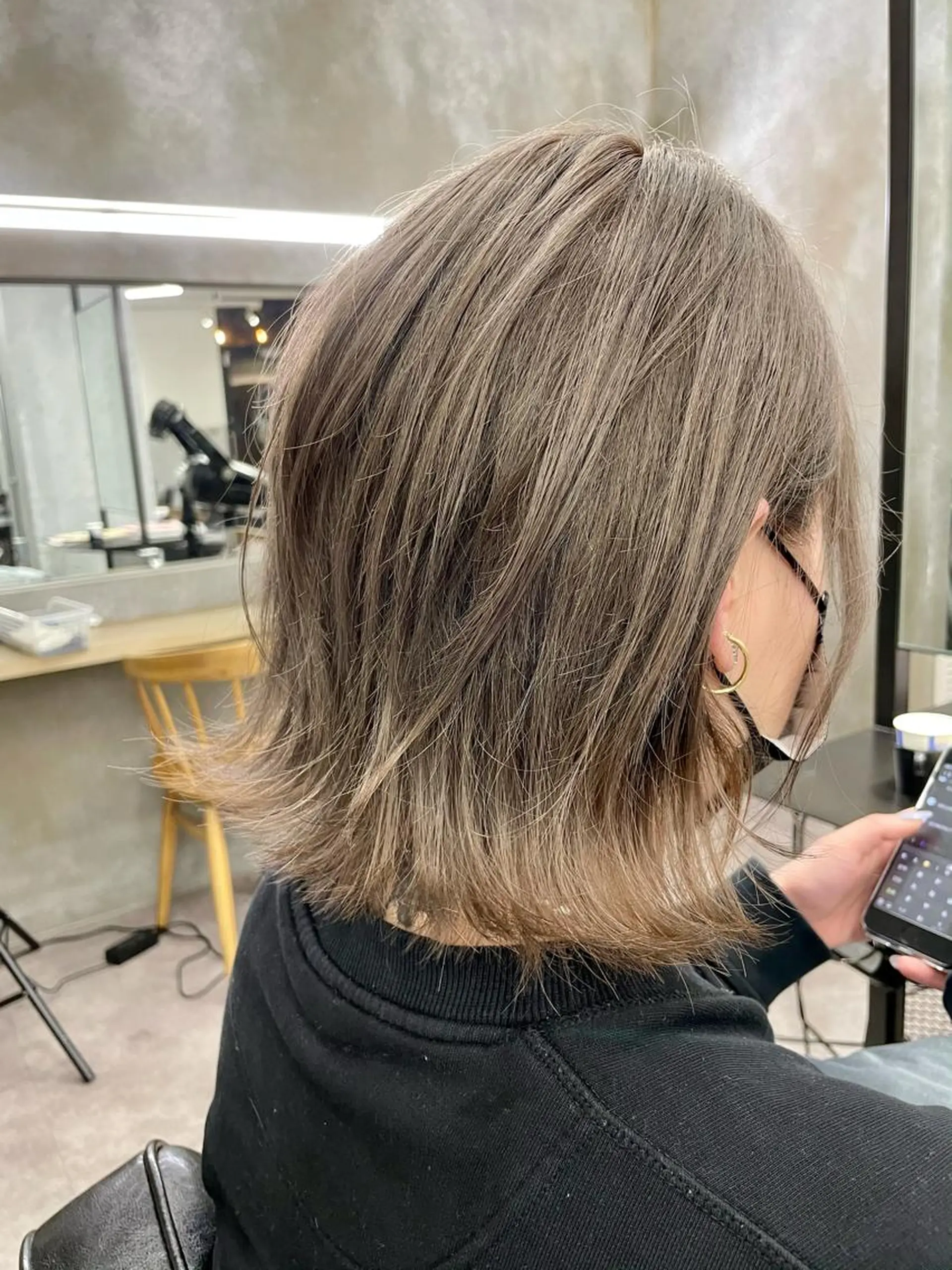 ミディアム カラー ヘアカラー トリートメント 色気レイヤー& ショートはお任せ🌟のヘアスタイル