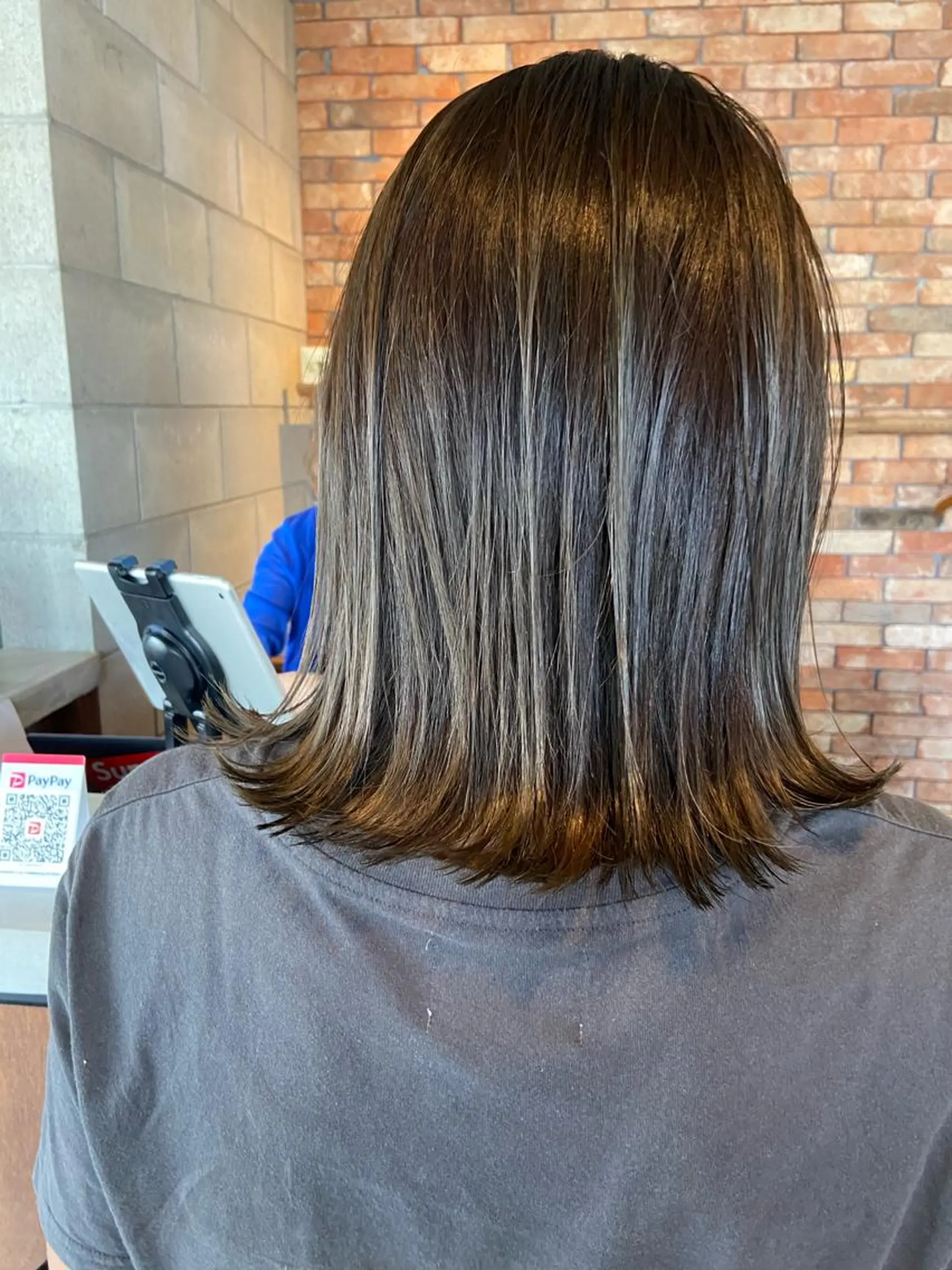 ミディアム レイヤーカット カット ヘアカラー トリートメント 岡崎/髪質改善/ ハイトーン/鈴木進のヘアスタイル