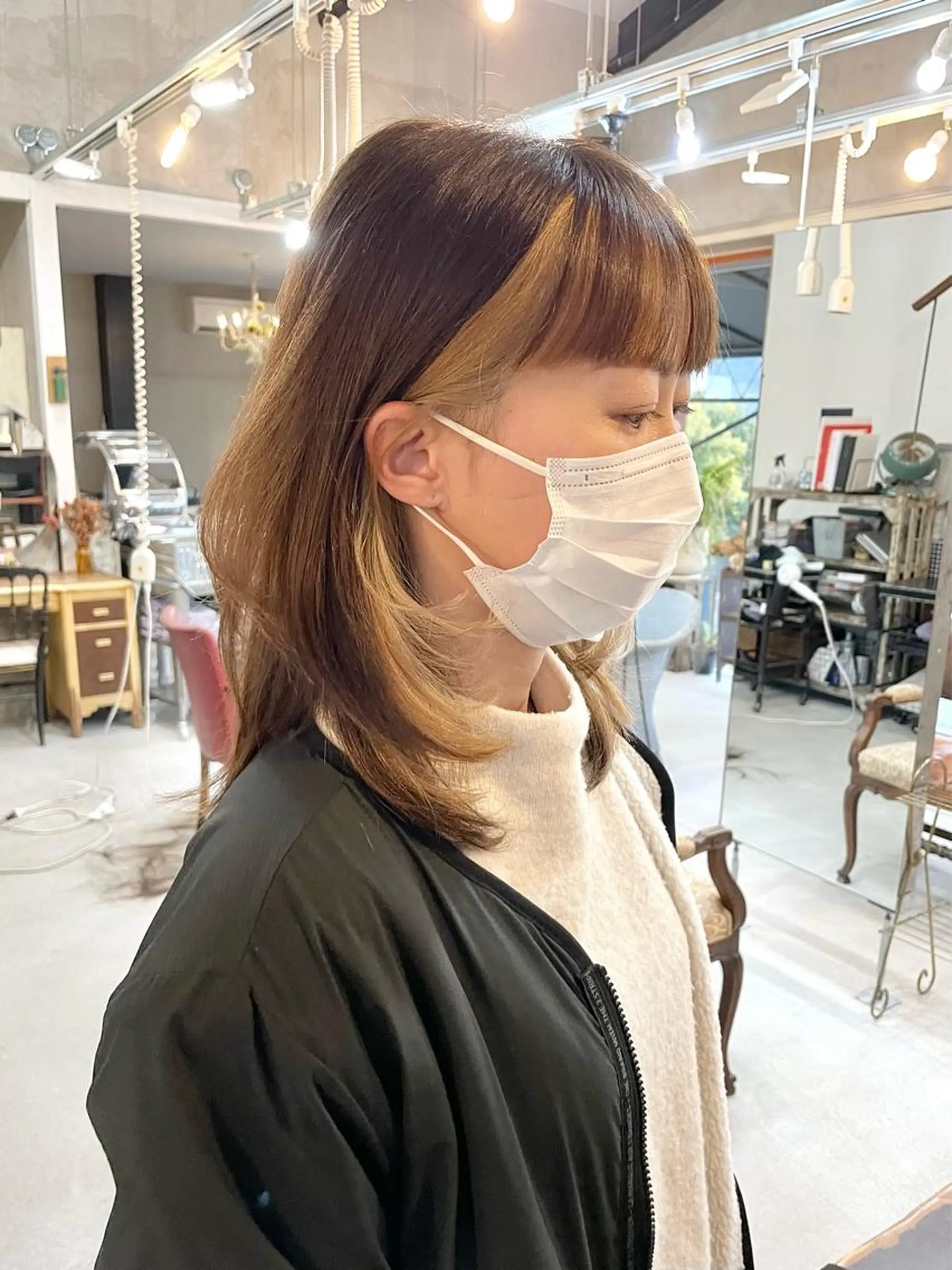 ミディアム 岡田 恭明のヘアスタイル