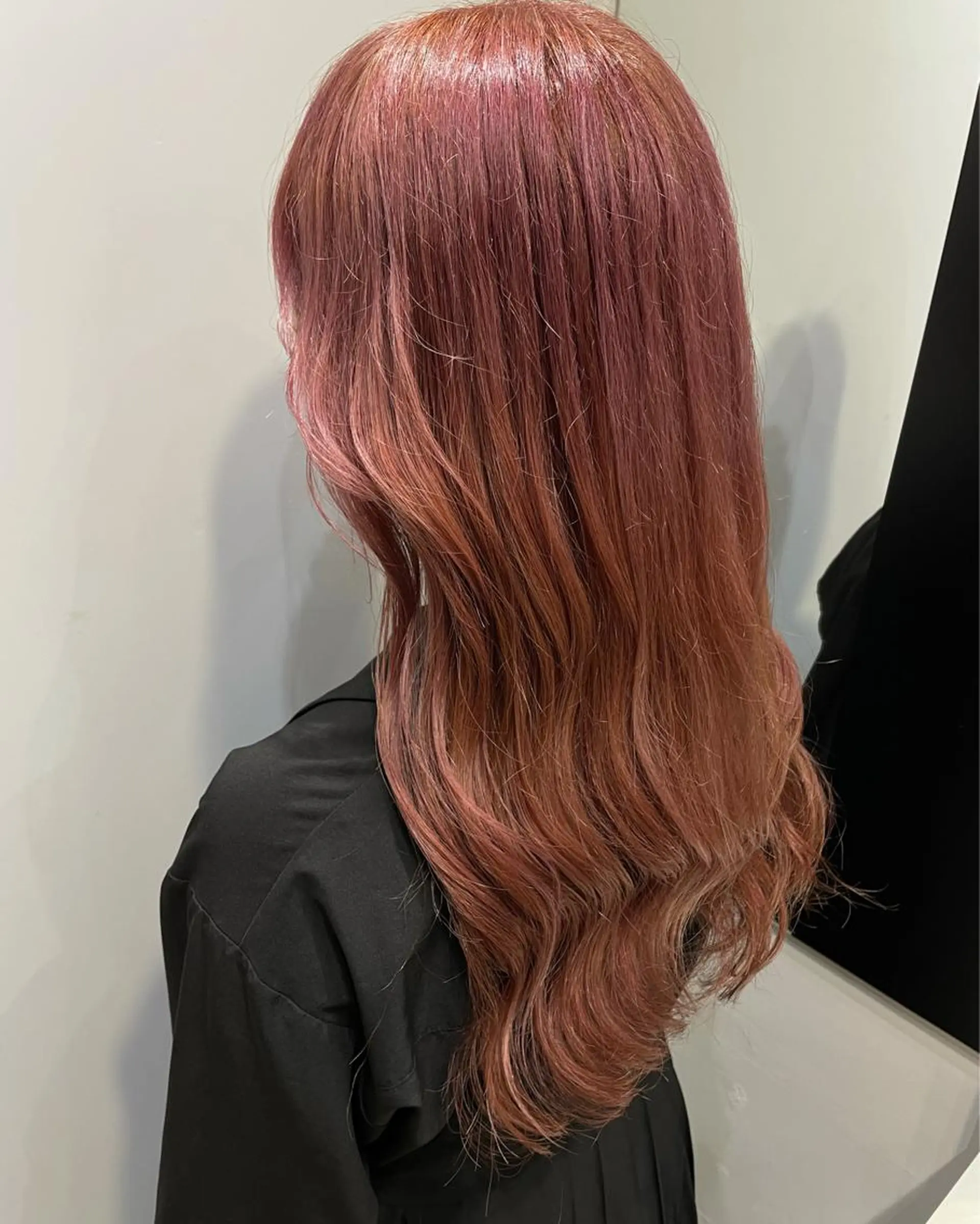 セミロング カラー 女性リピ90%🍨 🩷佐藤みずきのヘアスタイル