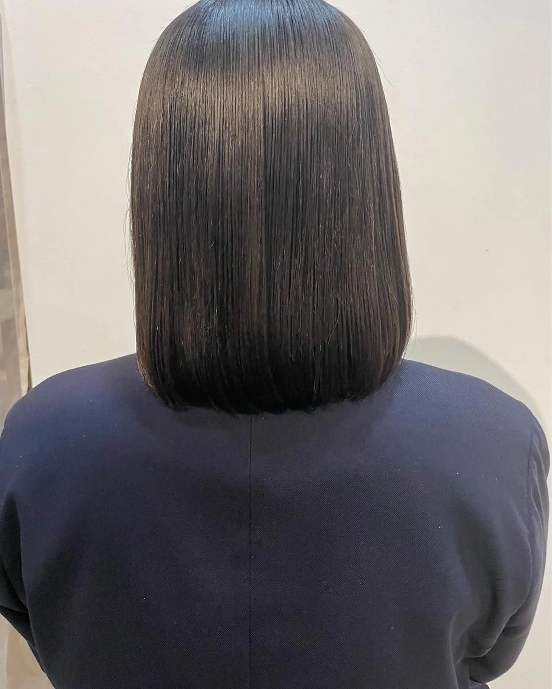 ミディアム 井上 葉月のヘアスタイル