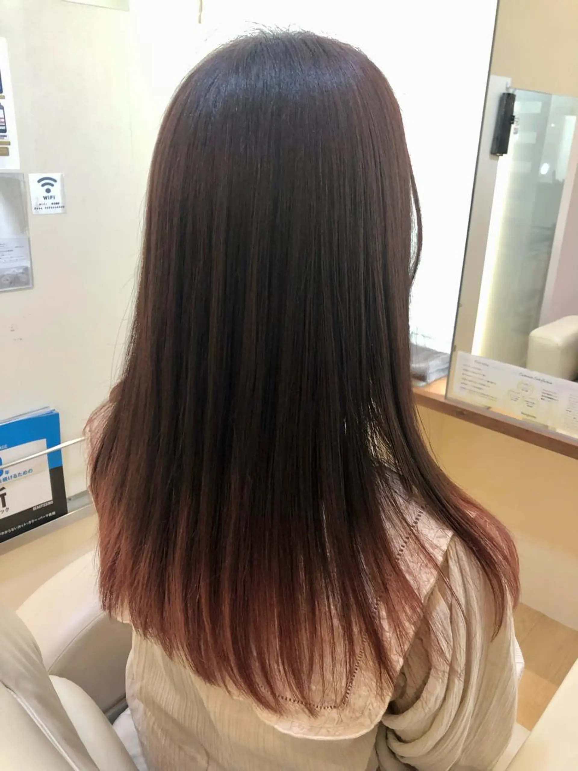 セミロング ヘアカラー 山岡 徹也のヘアスタイル