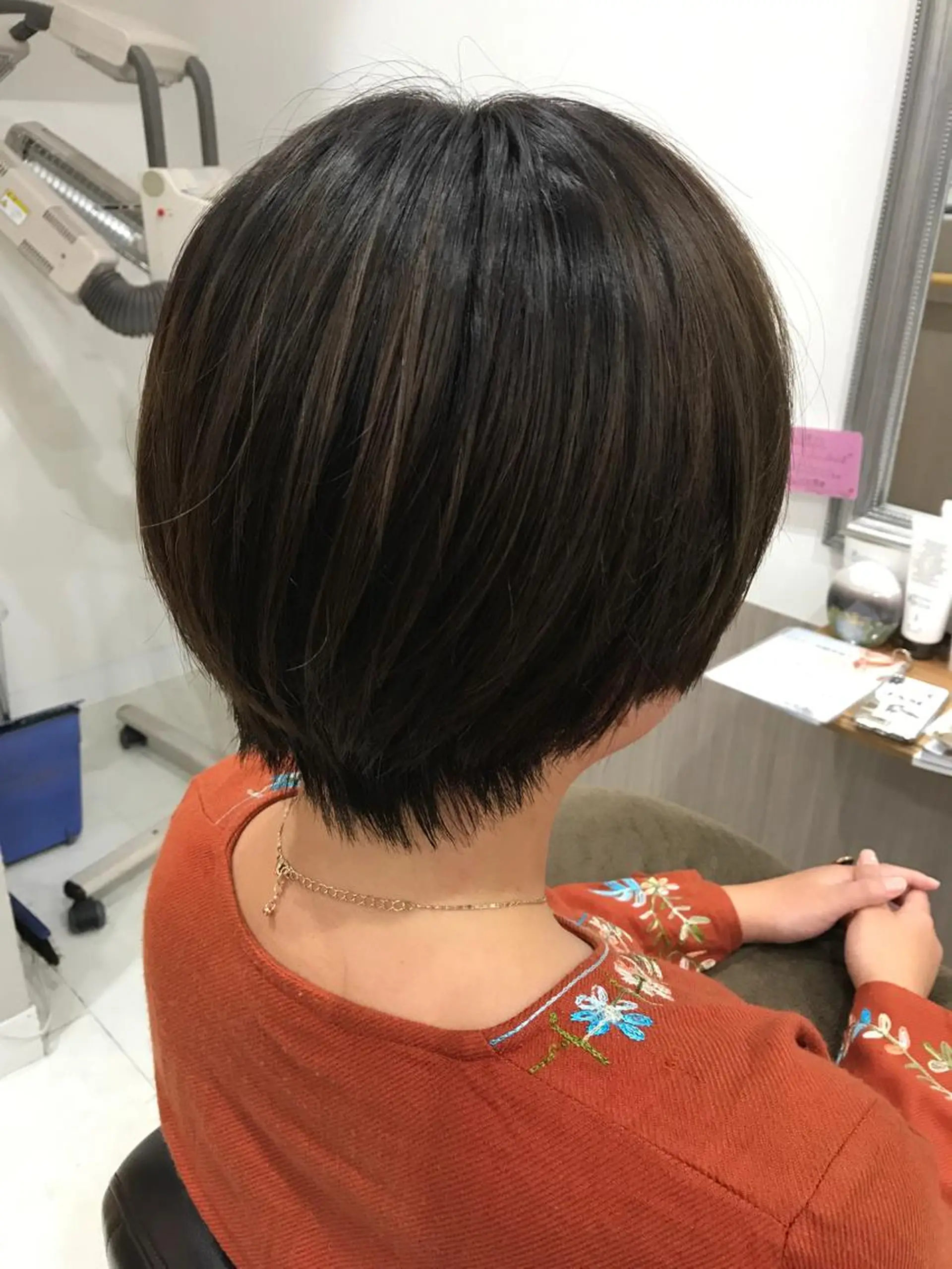 ショート カット ヘアカラー 大人女性に寄り添う 髪質改善サロンのヘアスタイル