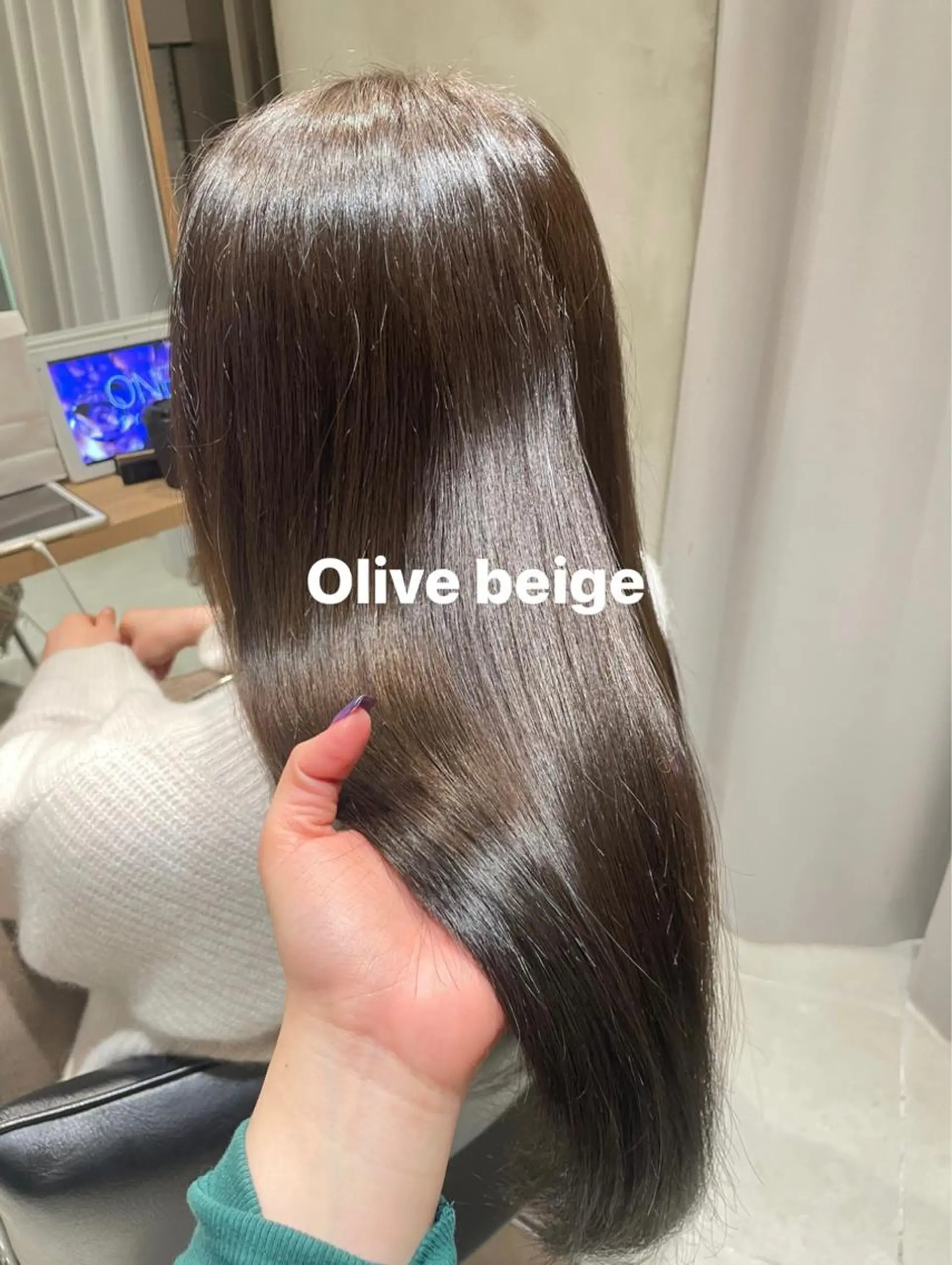 カラー ベージュカラー ブリーチ ダブルカラー ブリーチなしカラー オリーブベージュ 縮毛矯正 トリートメント ヘッドスパ ヘアセット miko🪽地毛風/ ハイトーン/レイヤーのヘアスタイル