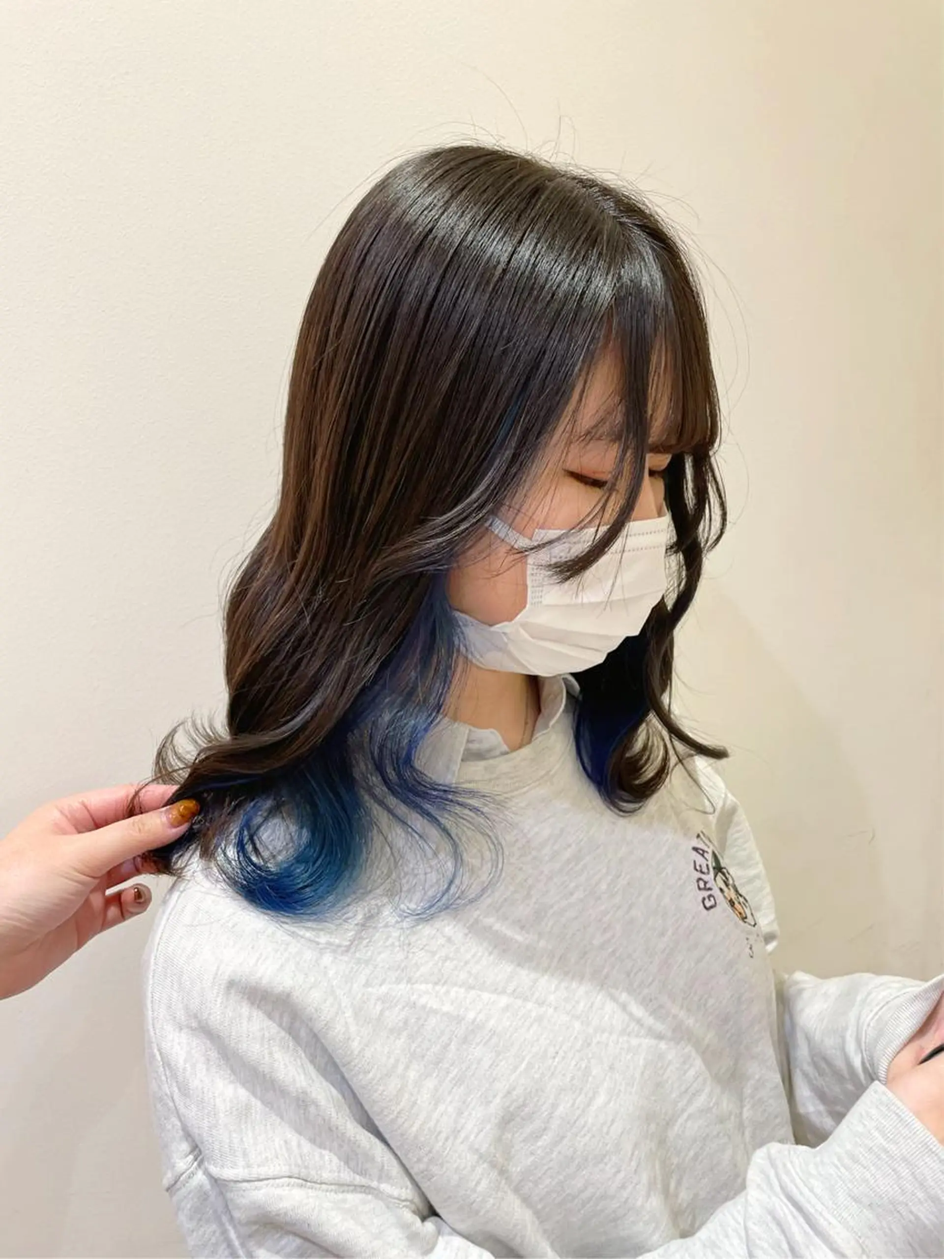 ミディアム カラー ブルーカラー エクステ/ハイトーン 🐏☁️miminaのヘアスタイル