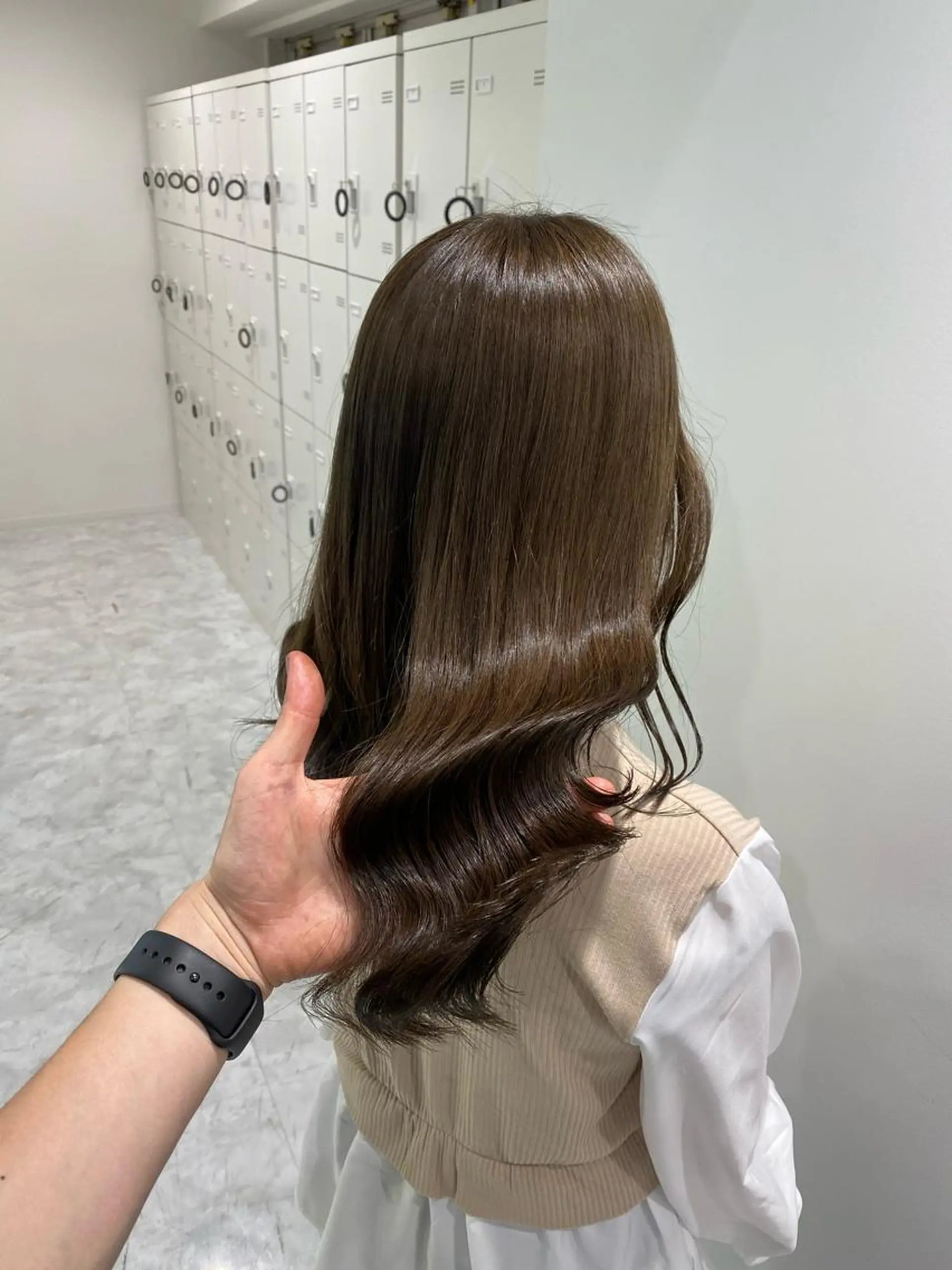 セミロング カラー パーマ ヘアアレンジ ネイル マツエク・マツパ 韓国風ベージュ🤎 赤みなし🌿横浜🤎のヘアスタイル
