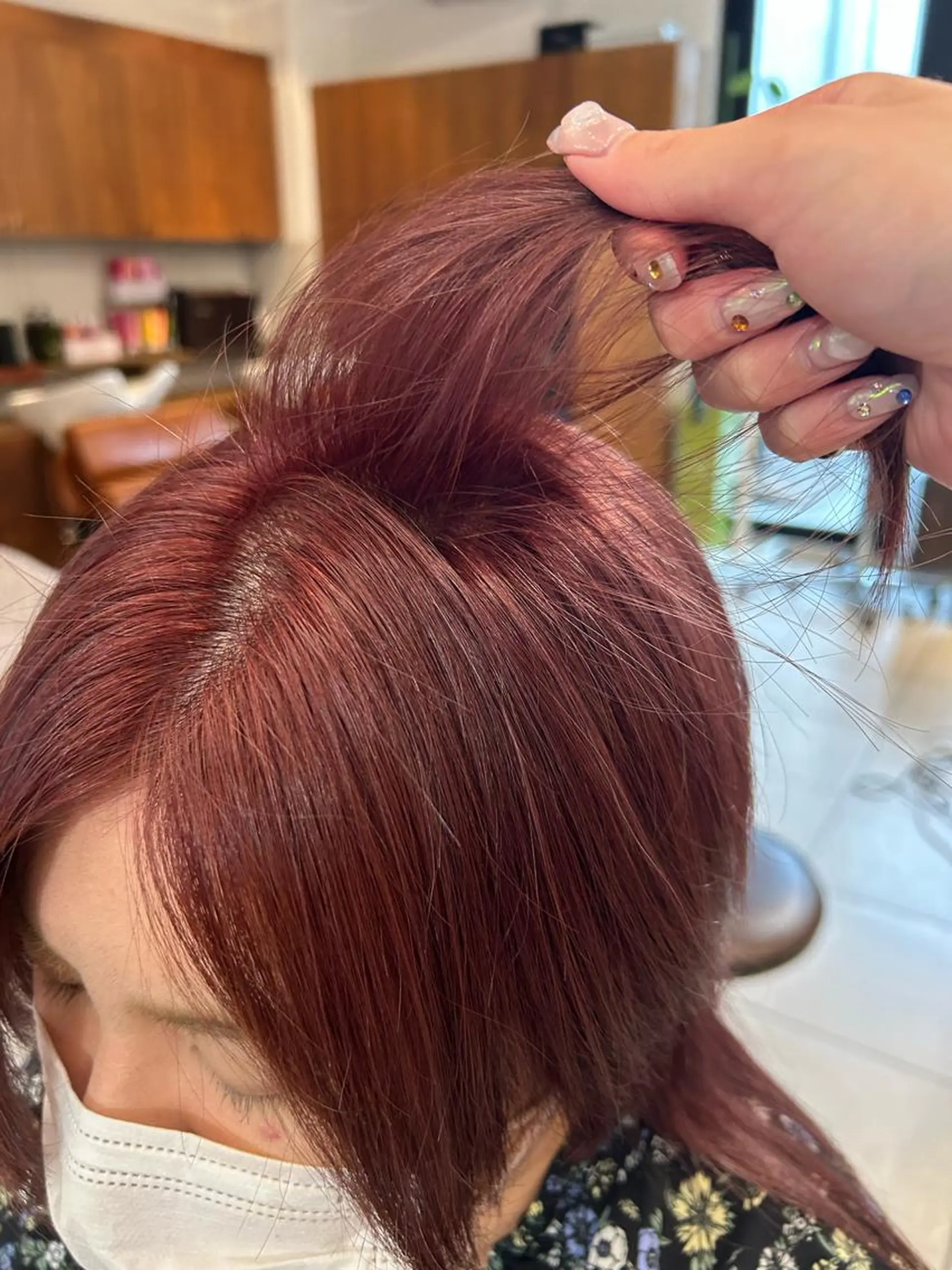 ミディアム カラー ブリーチ ヘアカラー トリートメント 艶カラー/耳つぼ/ 渡辺奈緒のその他イメージ