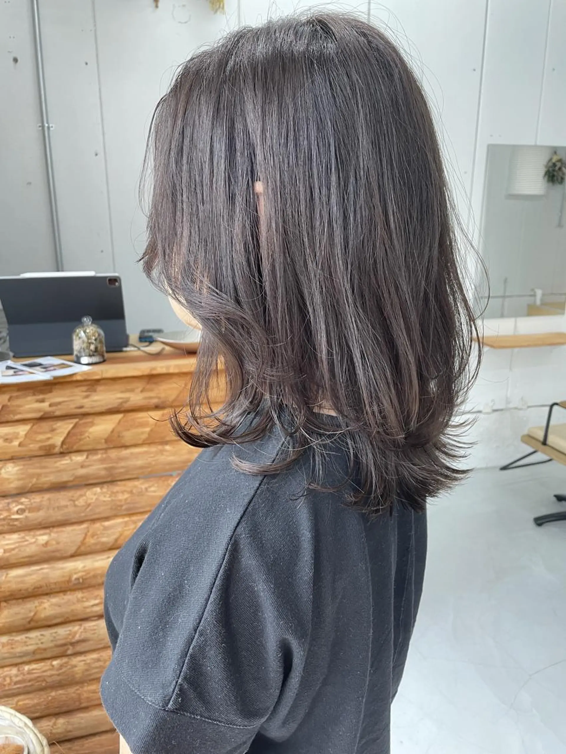 セミロング 伊藤 玄のヘアスタイル