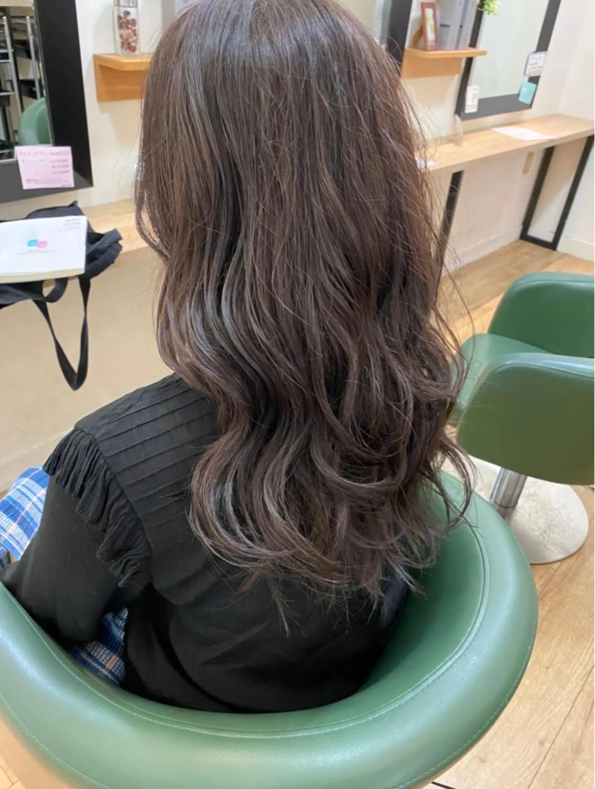 ロング カラー シルバー 西村 恵祐のヘアスタイル