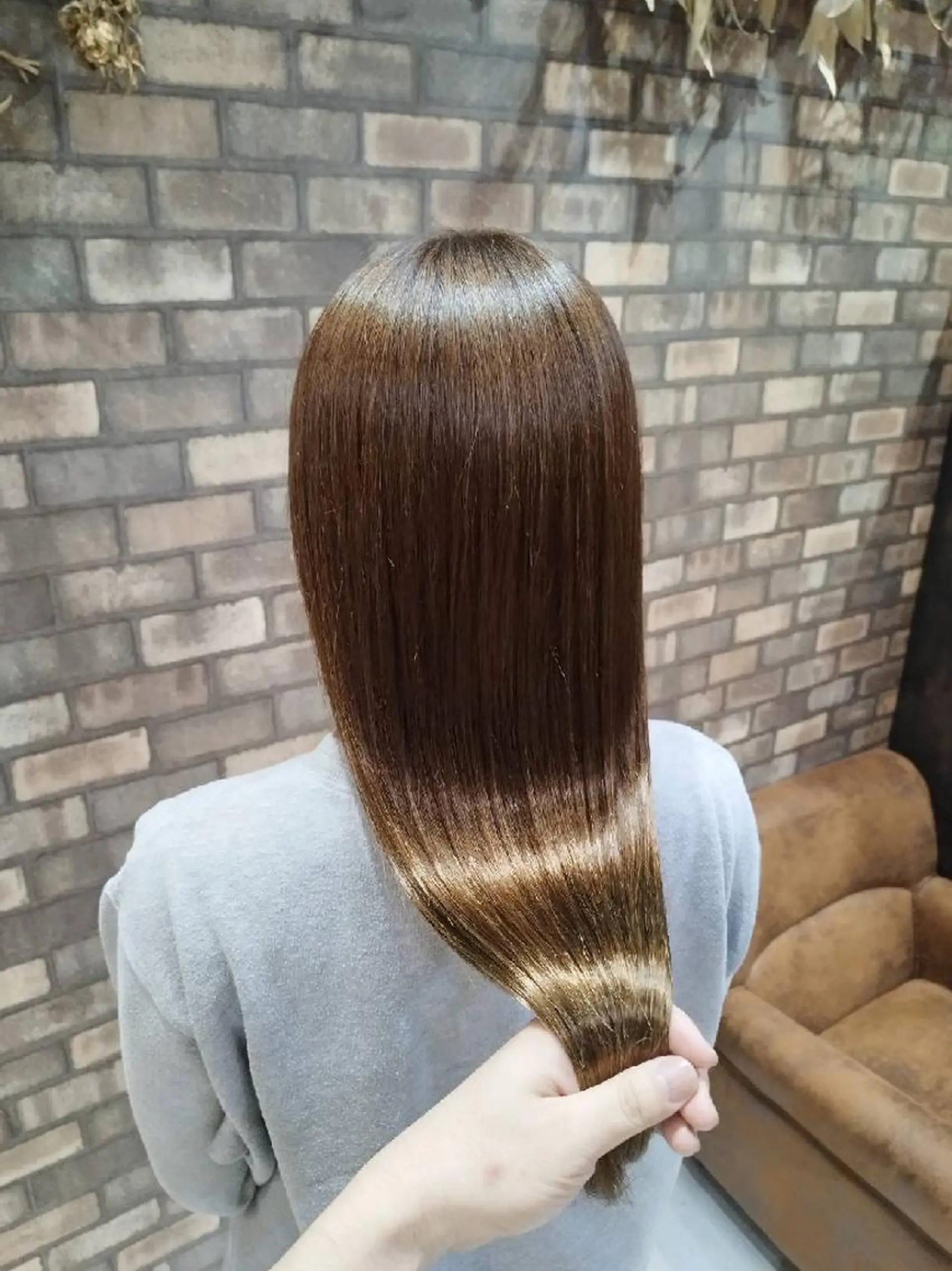 ロング カラー ヘアアレンジ バレイヤージュ ブリーチ ケアブリーチ ダブルカラー イヤリングカラー カット ヘアカラー トリートメント 艶髪×美髪✨ newi八王子のヘアスタイル