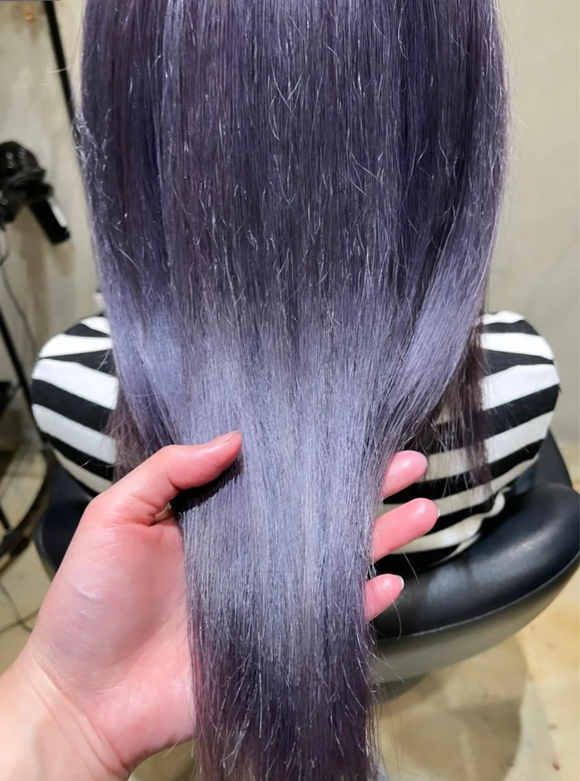 カラー ブルーカラー ブルーラベンダー ラベンダーカラー えんぐちとも／透明感 カラー／博多ボブのヘアスタイル