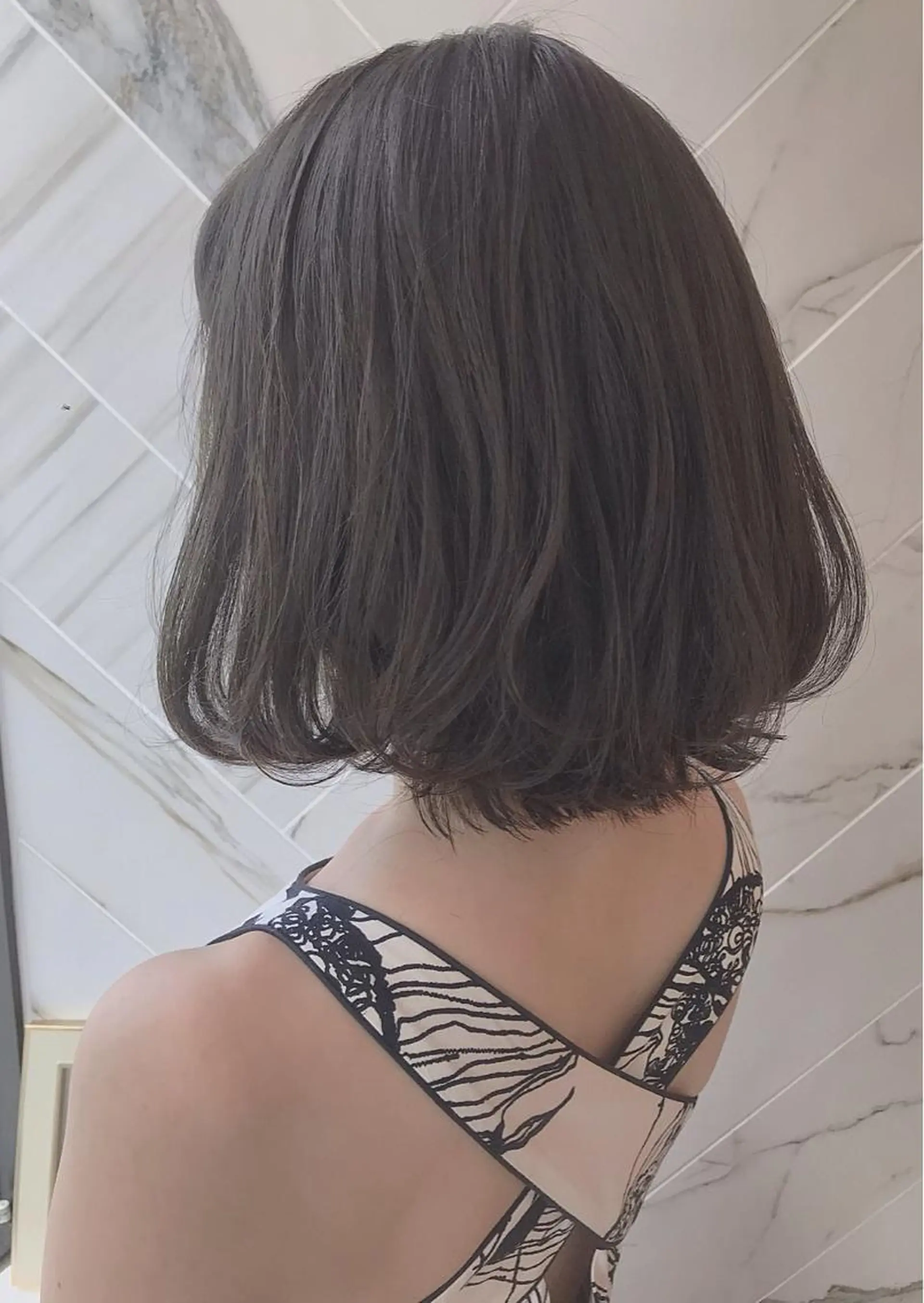 ショート カラー アッシュ ダークアッシュ KANOI 銀座中央通り所属・上條 航平のヘアスタイル