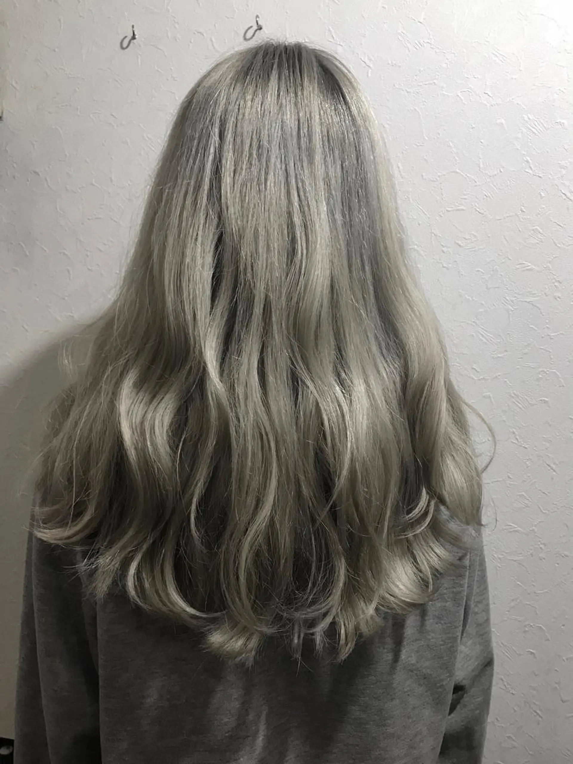 ロング カラー ベージュカラー ブリーチ ケアブリーチ ホワイトベージュ ていねい技術No.1 🌈諏訪 健太のヘアスタイル