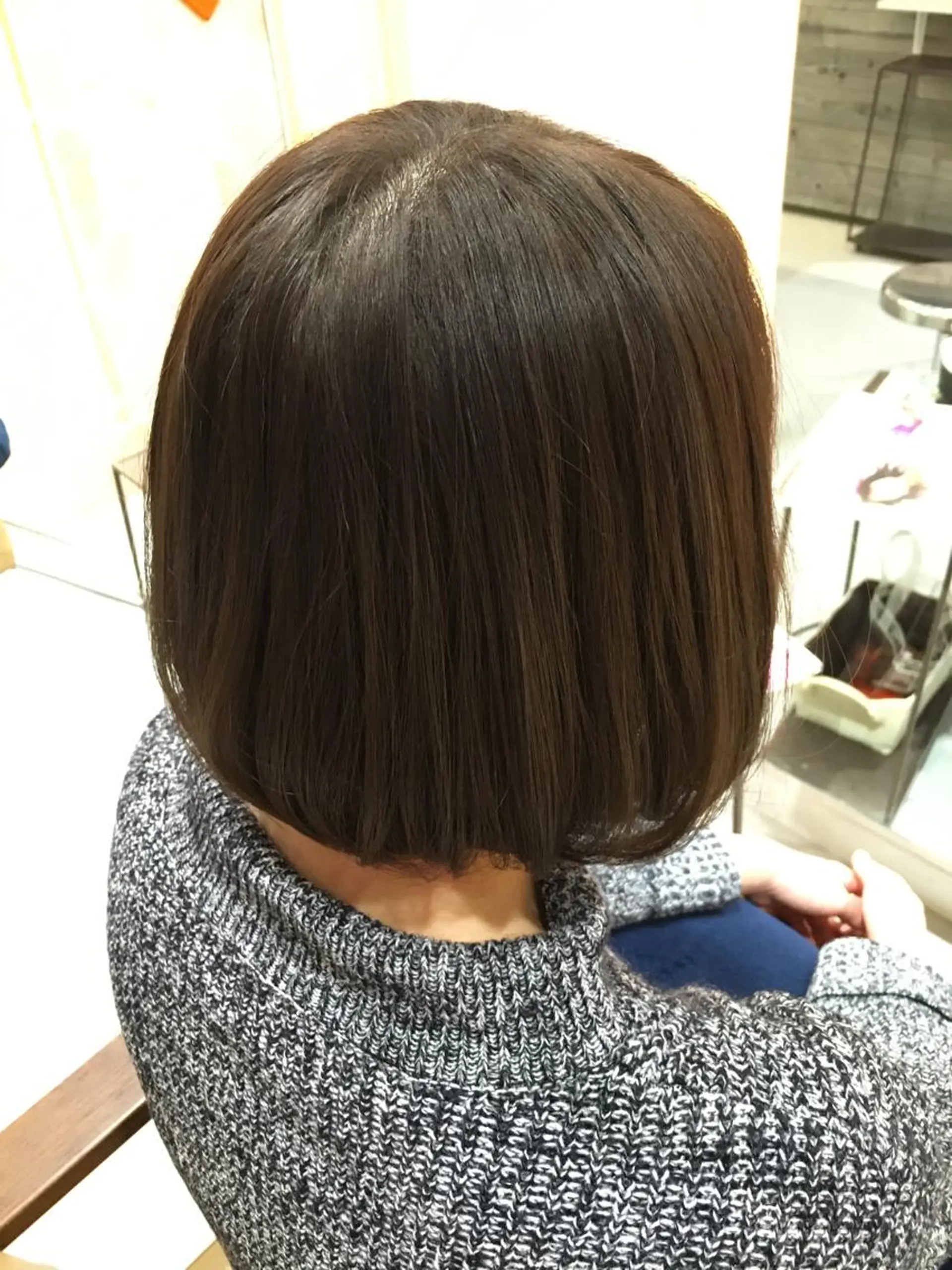 ショート カラー ボブ due hair 京都駅前店 MILBON オージュア認定サロン【デューヘアー】所属・ハイトーンブリーチ 土坂 由志【京都】のヘアスタイル