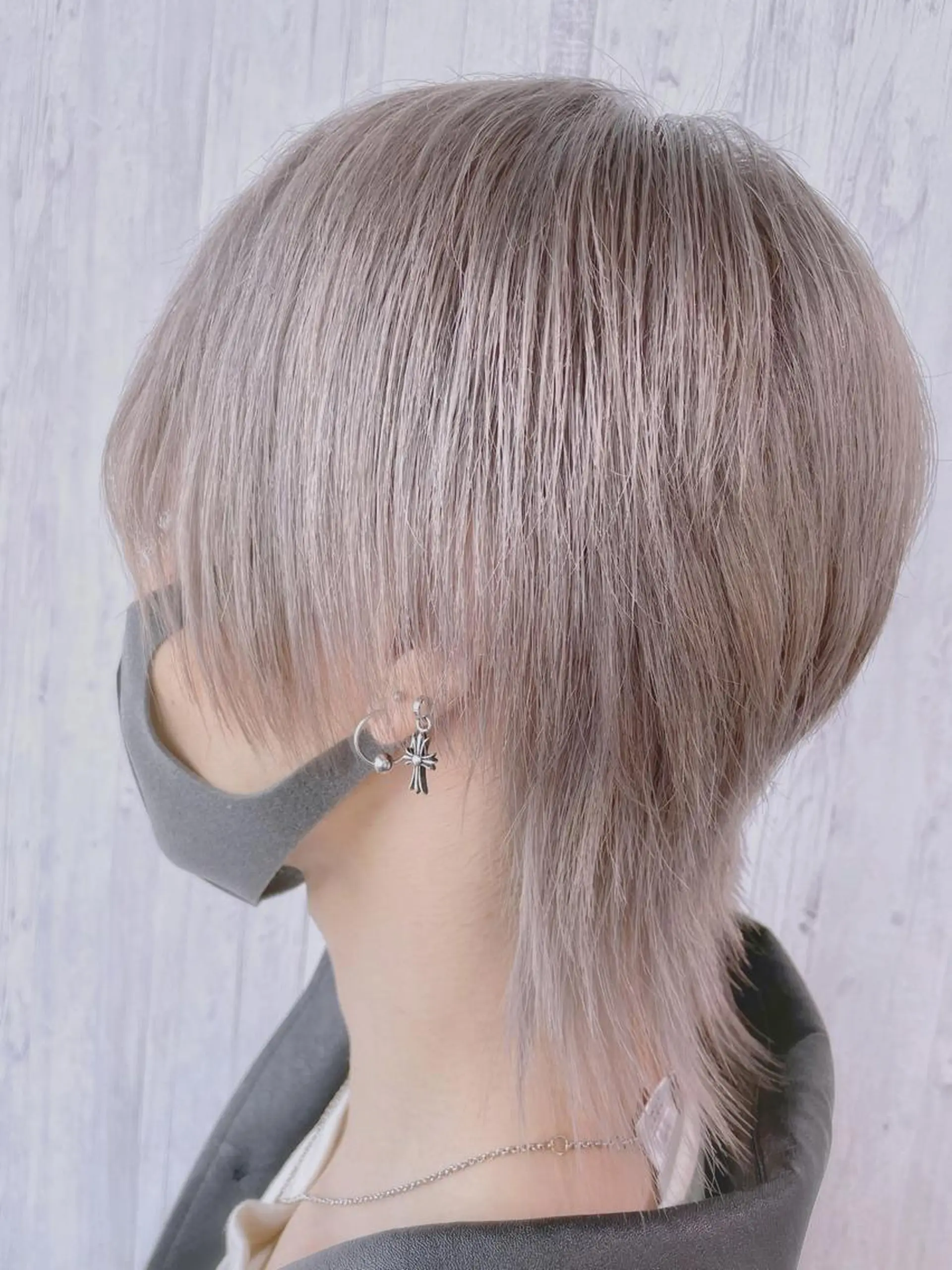 ミディアム カラー メンズ EMANON新宿南口所属・🦄中性ウルフ ☁️Shiori🦄のヘアスタイル