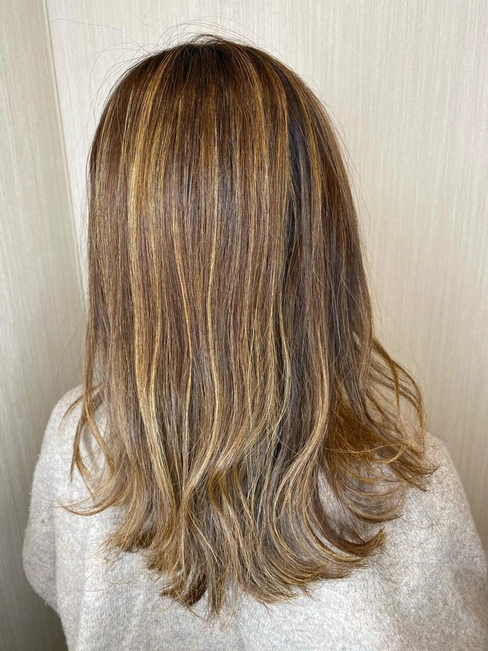 セミロング カラー 渡辺恵子 アイブロウ✨の眉毛・アイブロウイメージ