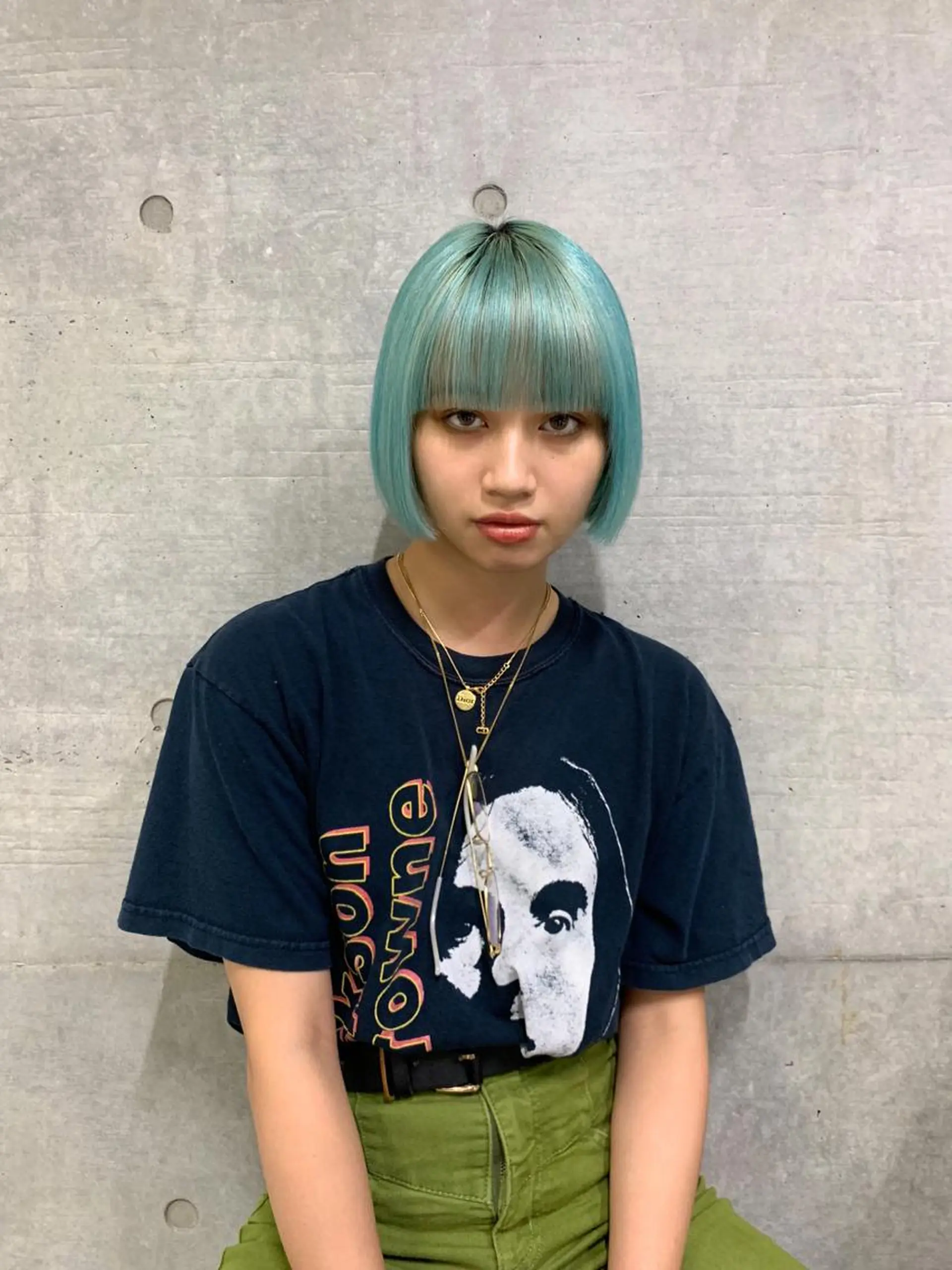 ミディアム カラー ブリーチ ケアブリーチ ダブルカラー インナーカラー ヘアカラー トリートメント THE./ブリーチ 透感カラー/髪質改善のヘアスタイル