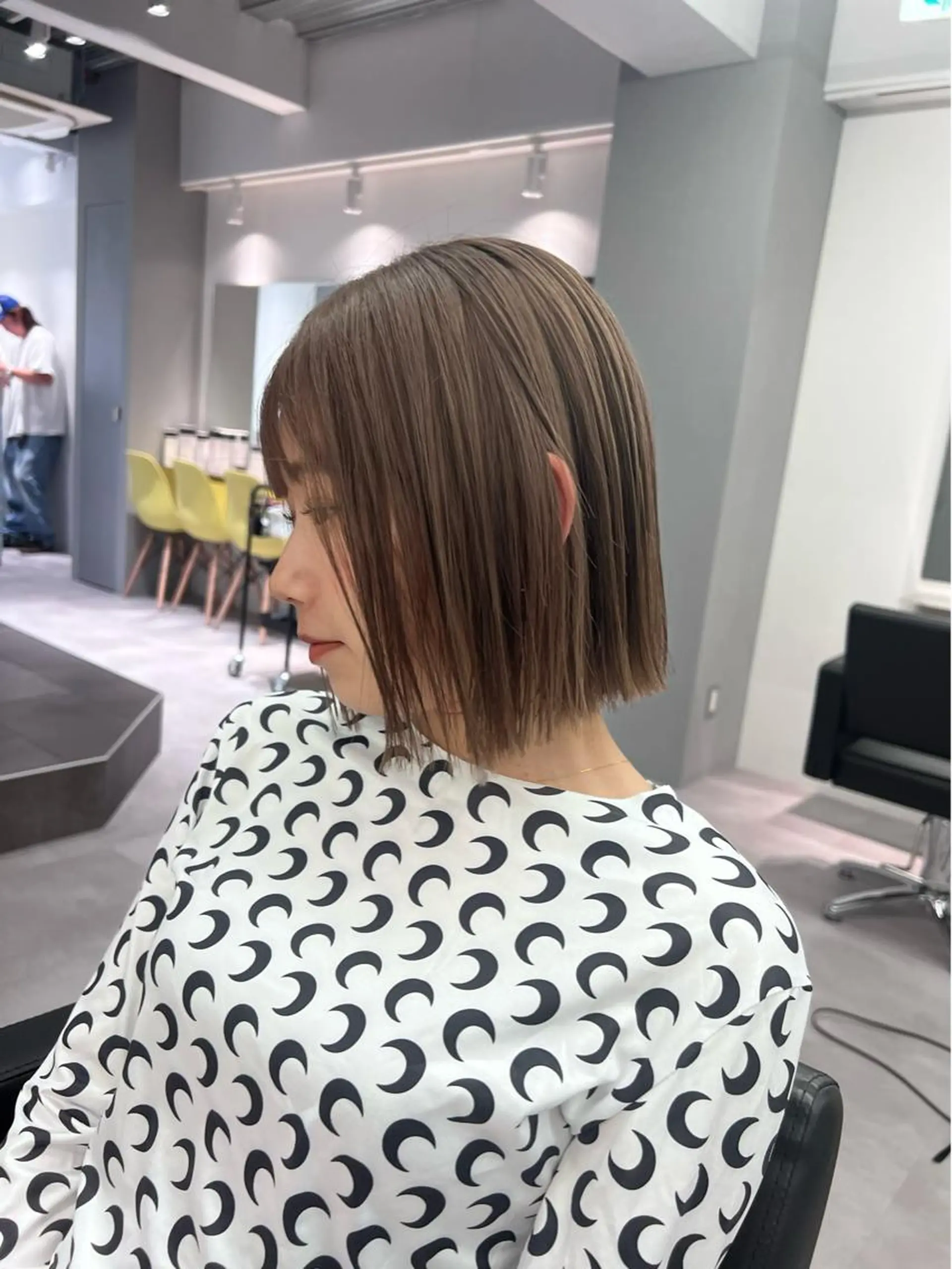 ショート カラー R/🤎 パーマ&ブリーチ🔥のヘアスタイル