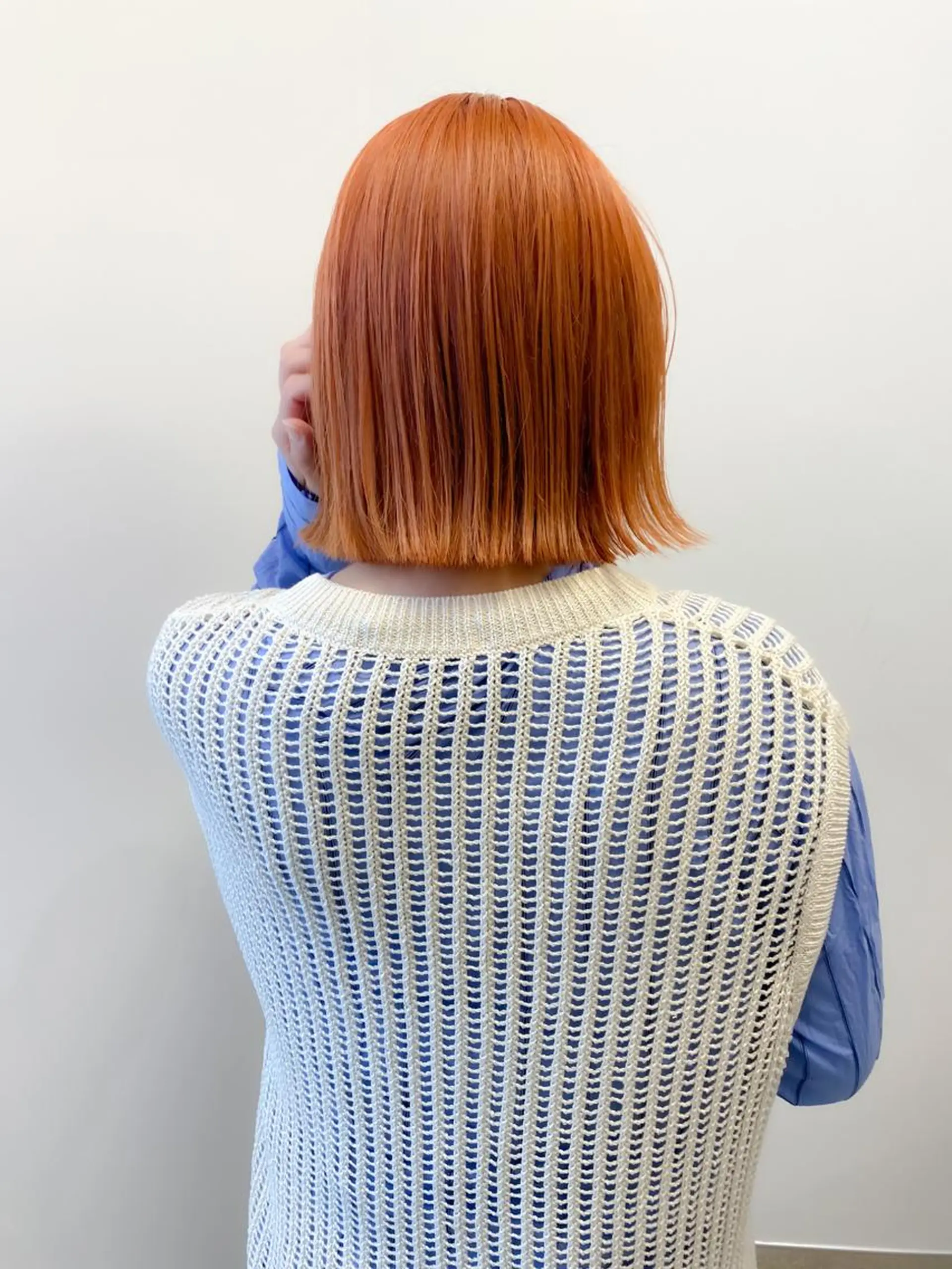 ミディアム カラー THE DAY所属・AKI HASHIMOTOのヘアスタイル