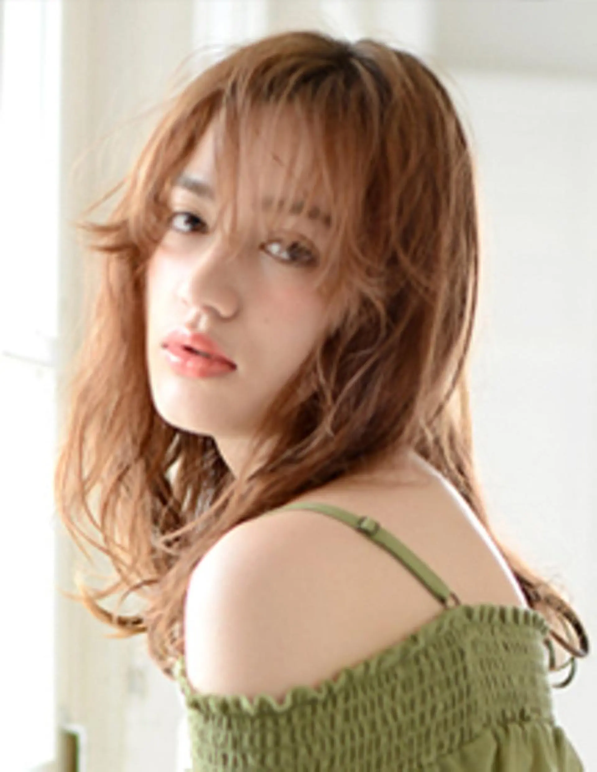 セミロング EARTH検見川浜 鈴木学のヘアスタイル