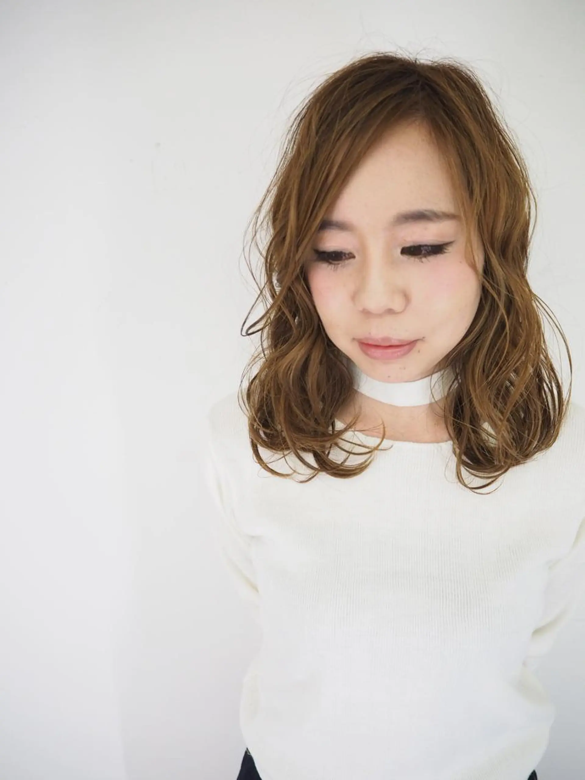 セミロング カラー 永岡 鉄平のヘアスタイル