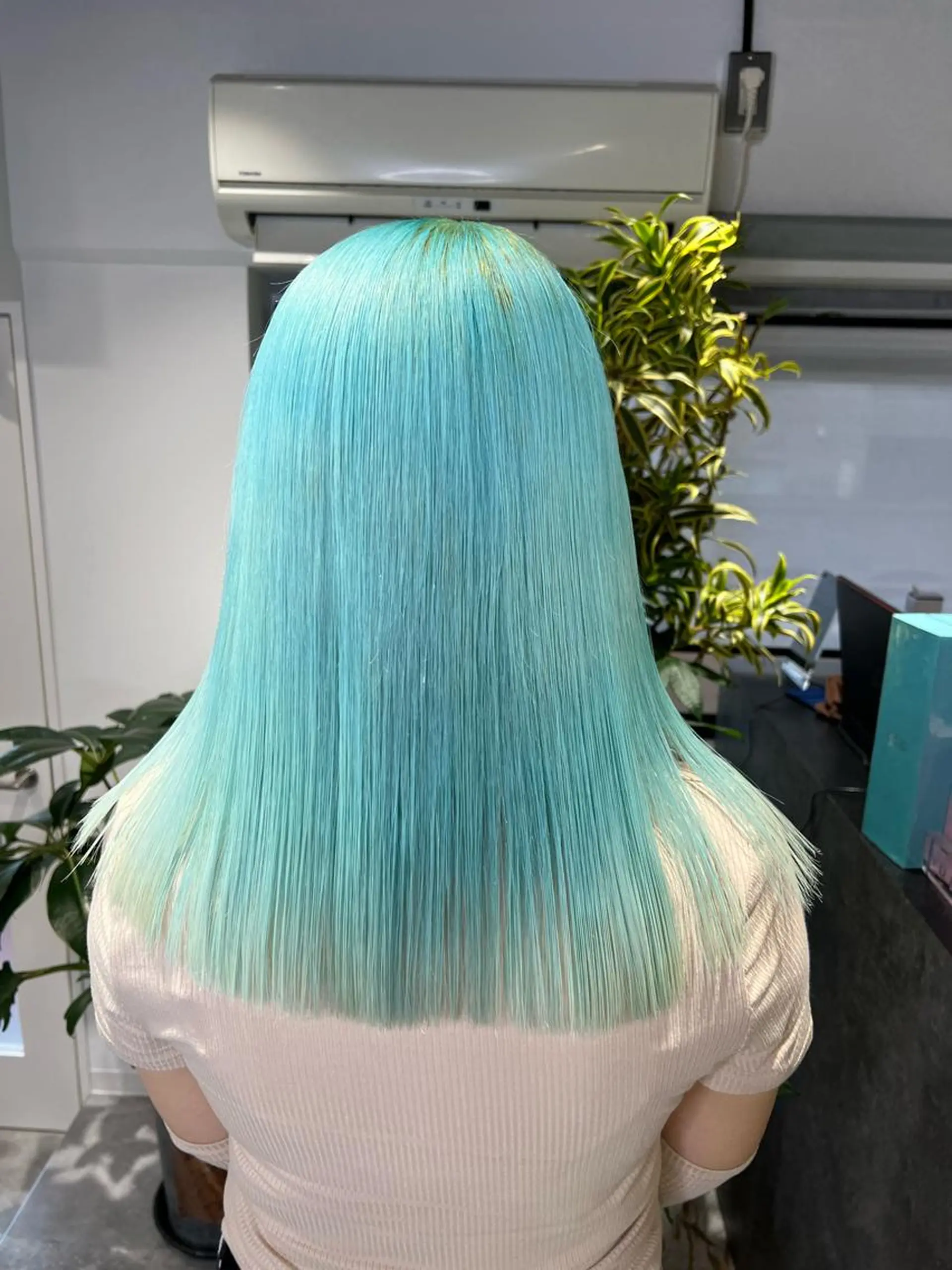 ロング カラー mimiiy梅田 中崎町ハイトーンのヘアスタイル