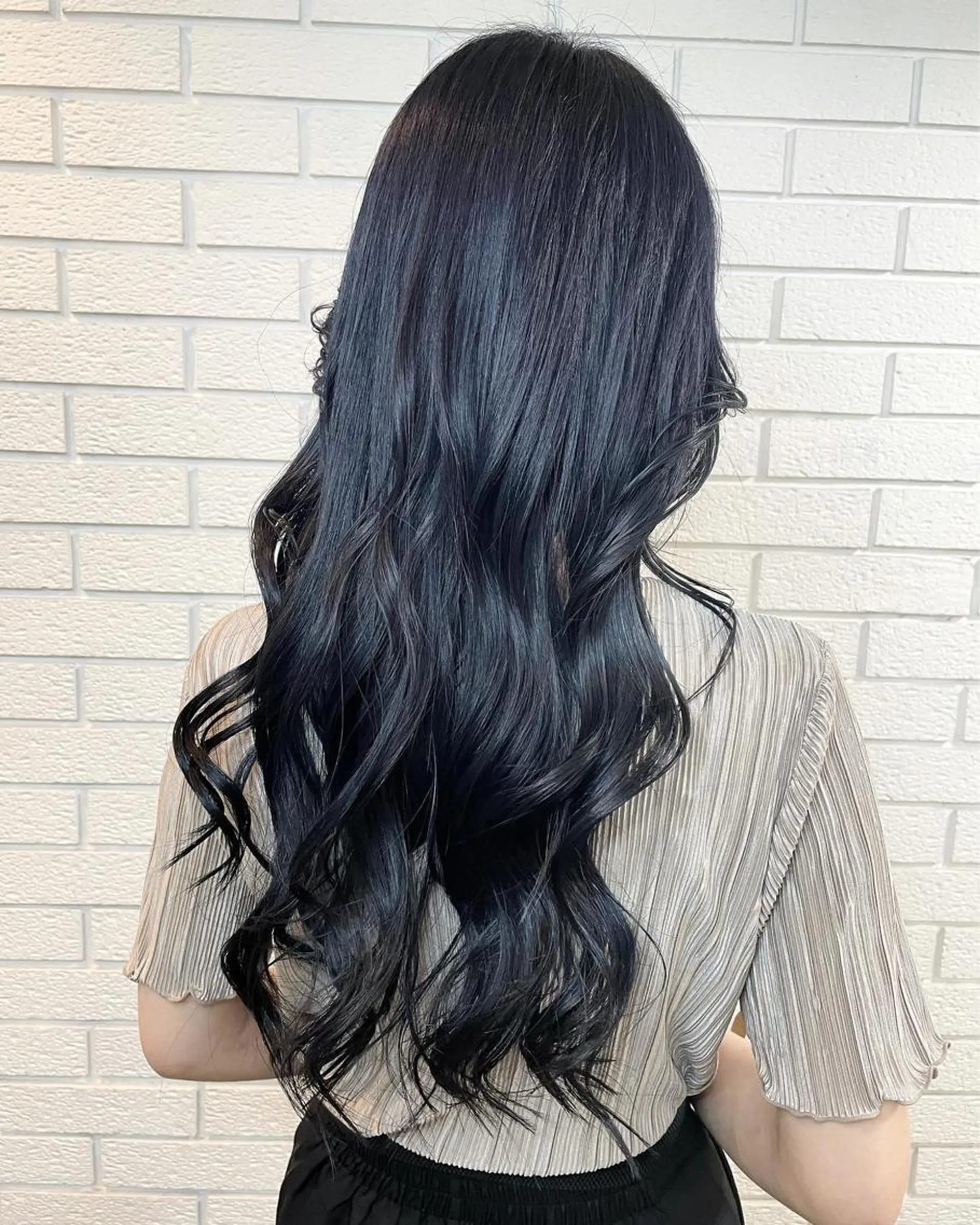 ロング カラー ブリーチ ブルーカラー 透明感カラー ニュアンスデザイン✄ YOU♡のヘアスタイル