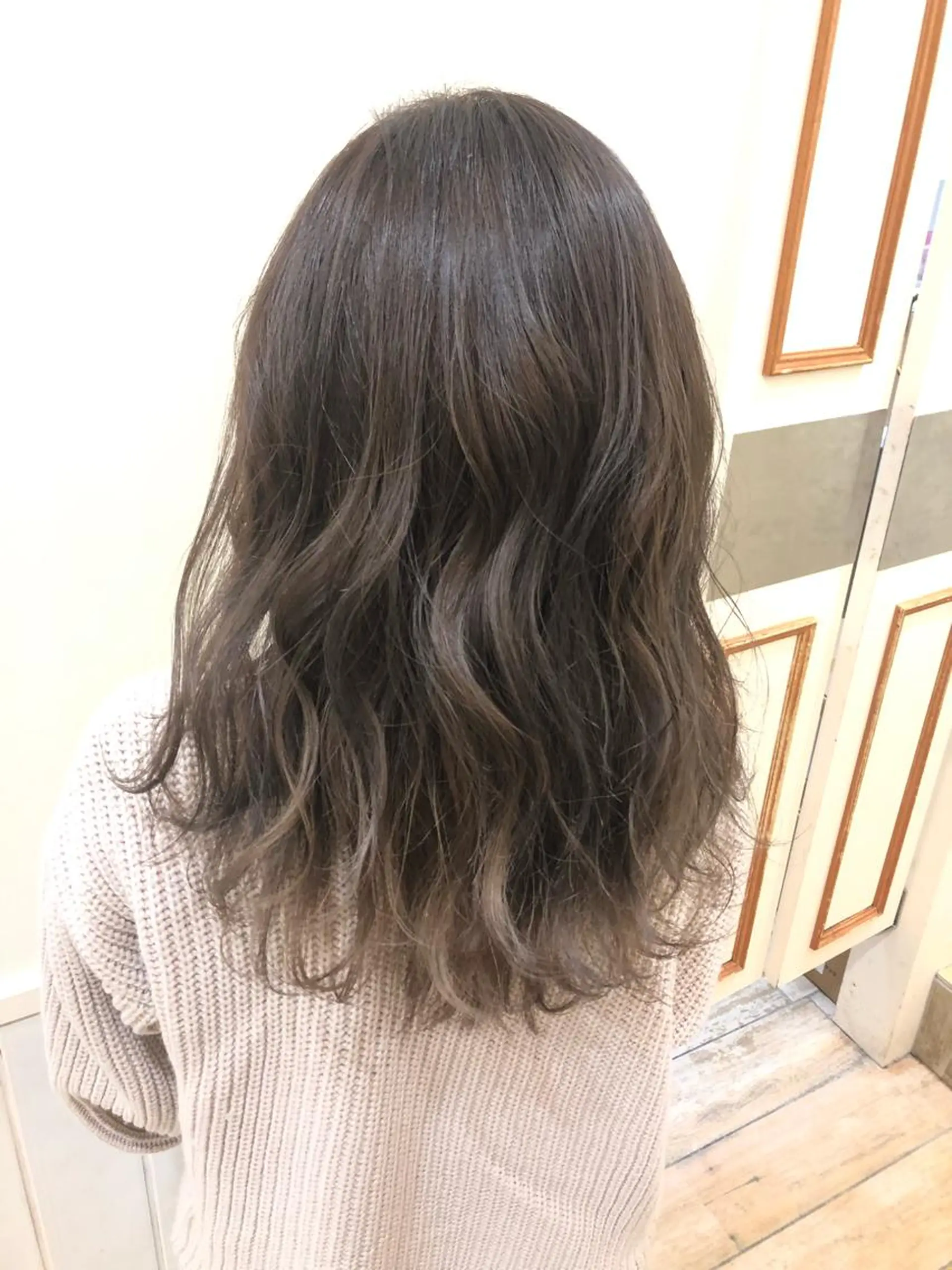 セミロング ハイライト パーソナルカラー骨格 顔タイプ　小幡のその他イメージ