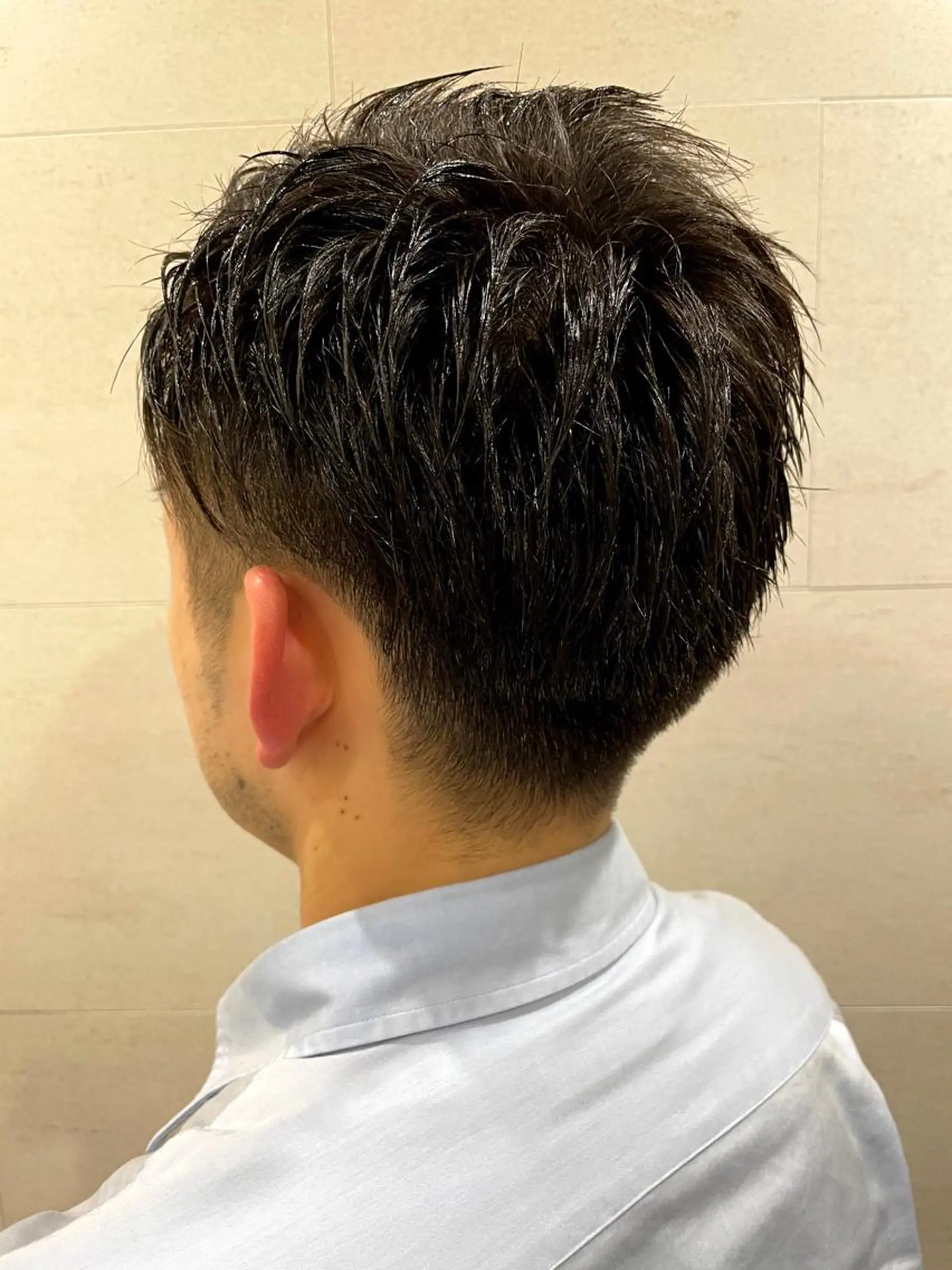 ショート メンズ ツーブロック Graceful BarBer platinum所属・無料メンズカット💈 遠山泰輝のヘアスタイル