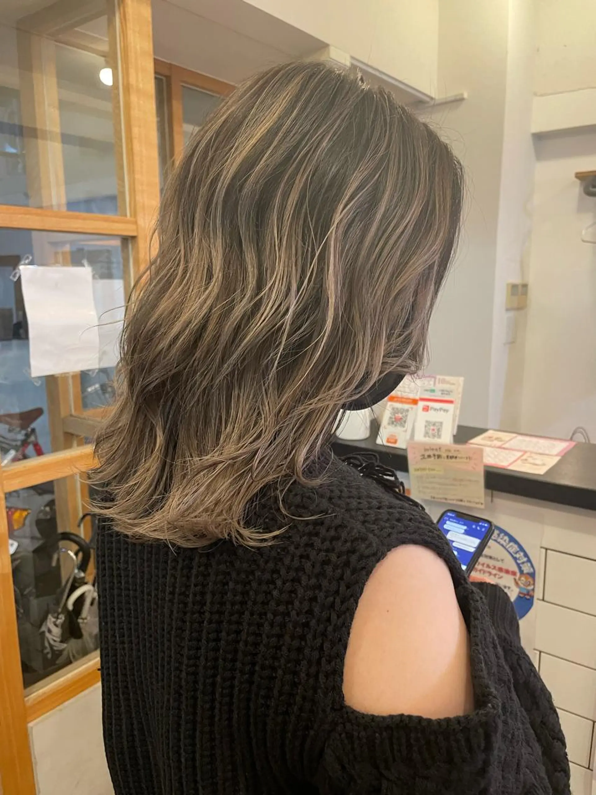 ミディアム カラー ヘアアレンジ バレイヤージュ 外国人風カラー レイヤーカット 🎗秋山勇/ GEAR.代表のヘアスタイル