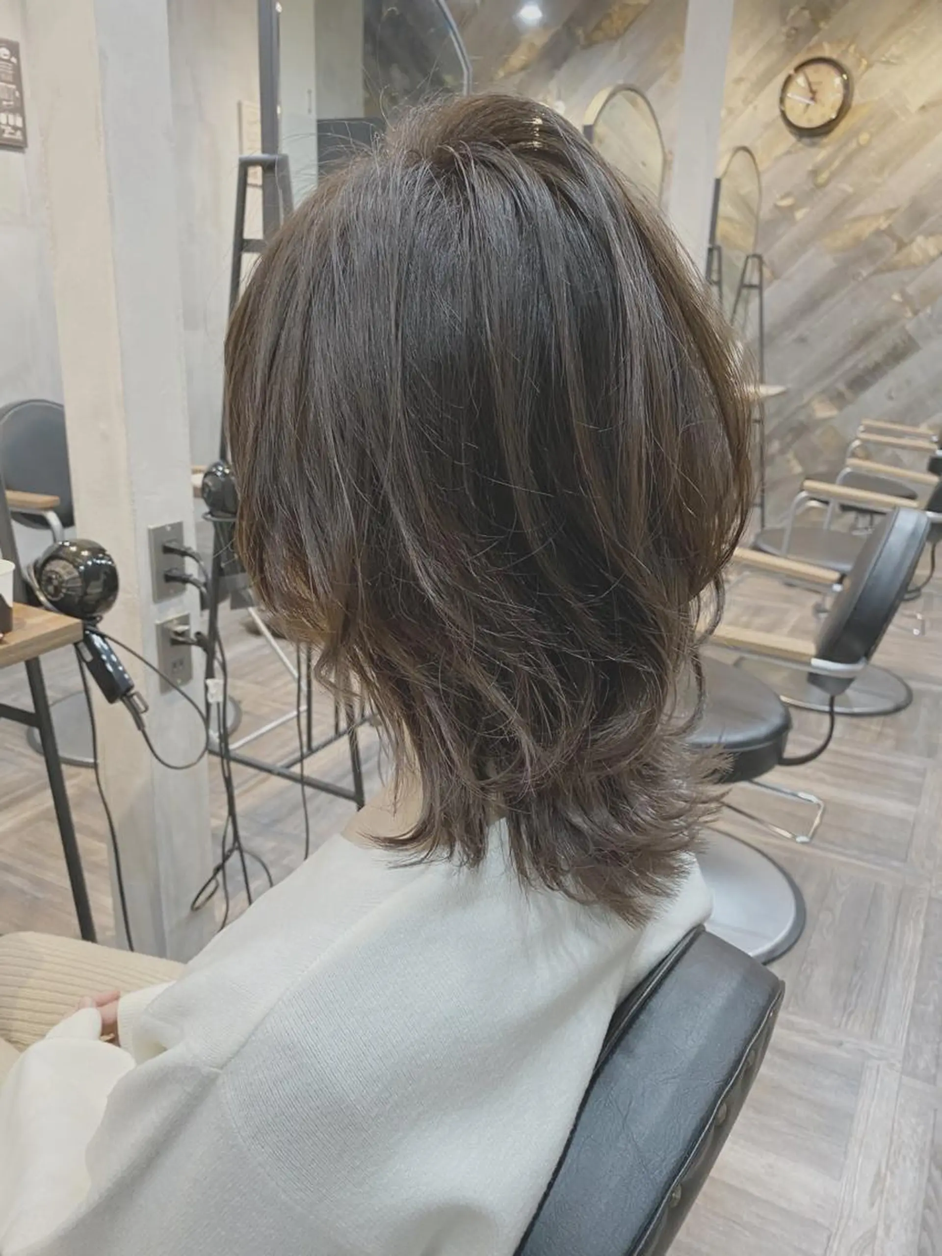カラー 西岡 翼のヘアスタイル