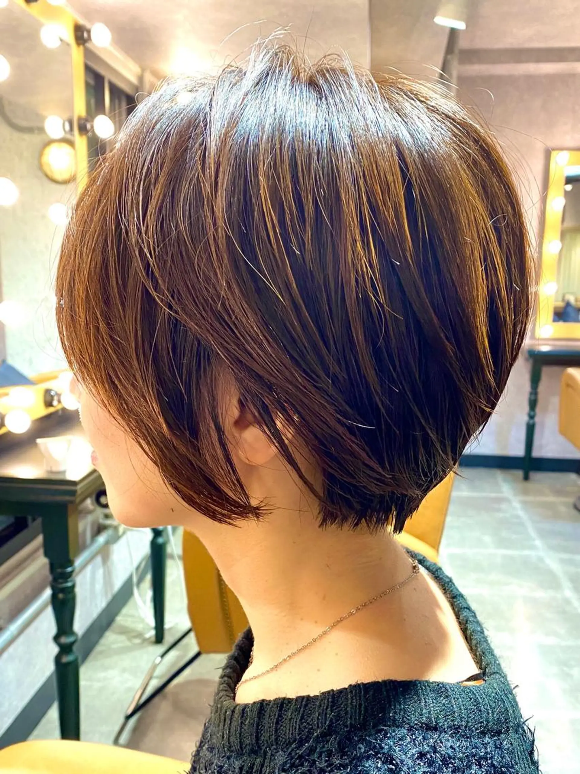 ショート カラー Lond re Maison.原宿のヘアスタイル