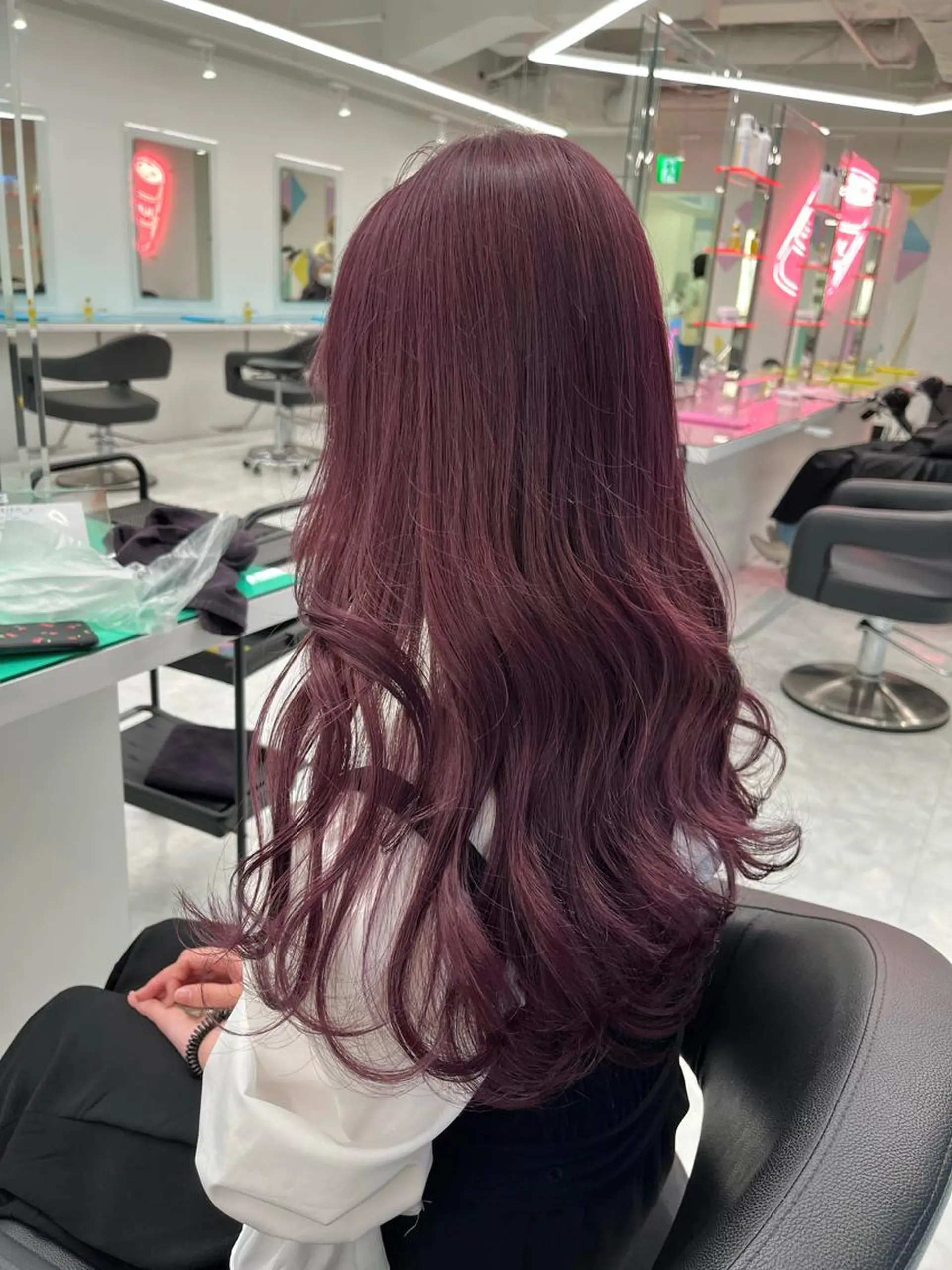 セミロング カラー ヘアカラー ヘアセット ワインレッド 🍒KAHOのヘアスタイル