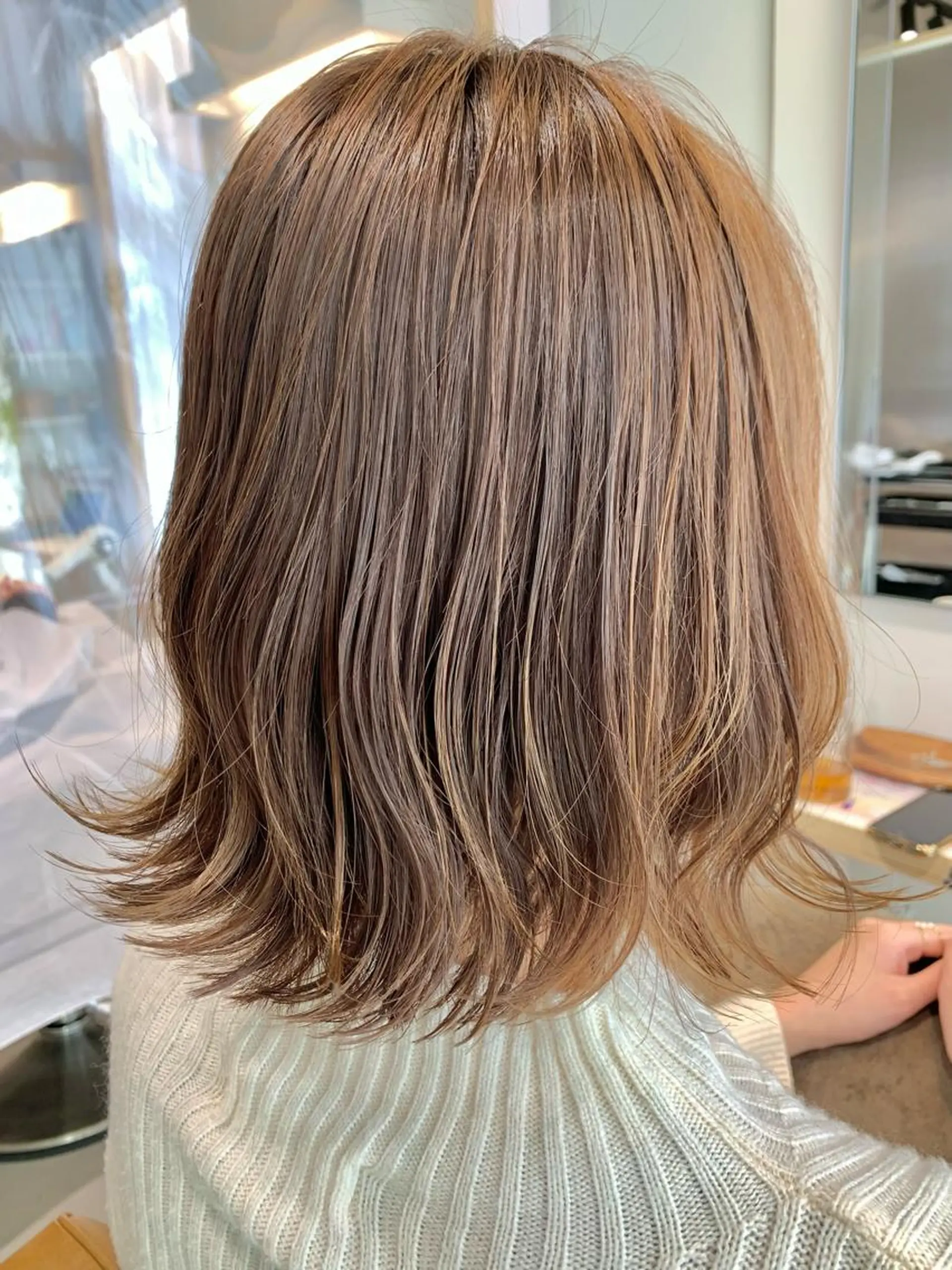 ミディアム カラー ベージュカラー イルミナカラー カット ヘアカラー 縮毛矯正×艶カラー /中村勇太のヘアスタイル