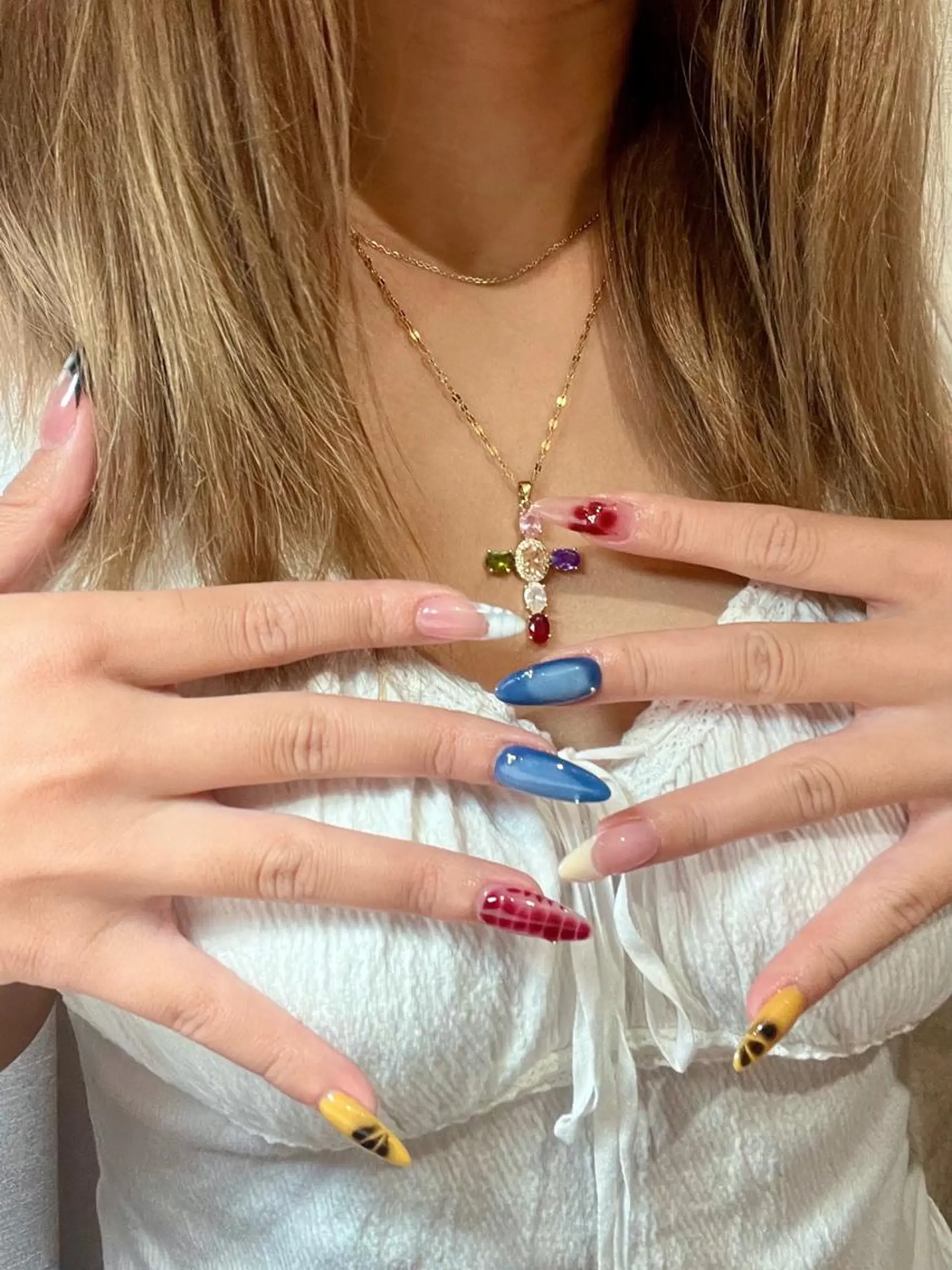 ネイル 長さ出し フレンチネイル グラデーション 卒業式 マグネットネイル ハンドネイル MIHANA YUKIのネイルデザイン