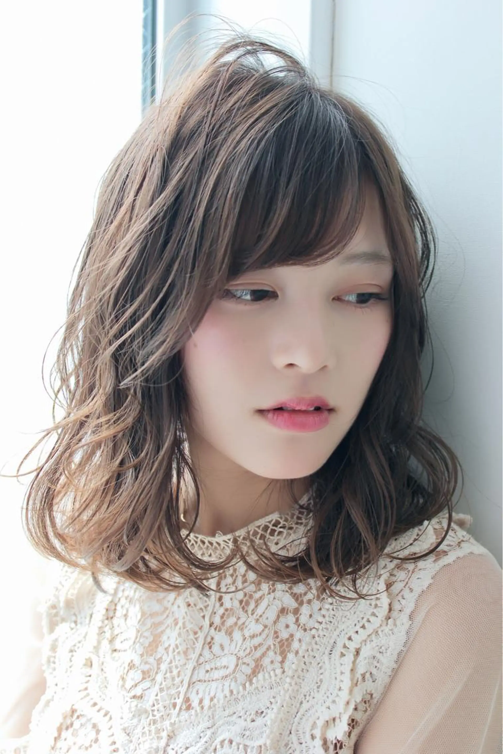 ミディアム カット ヘアカラー トリートメント times salon所属・ショートと髪質改善 達人⭐️村上将梧のヘアスタイル