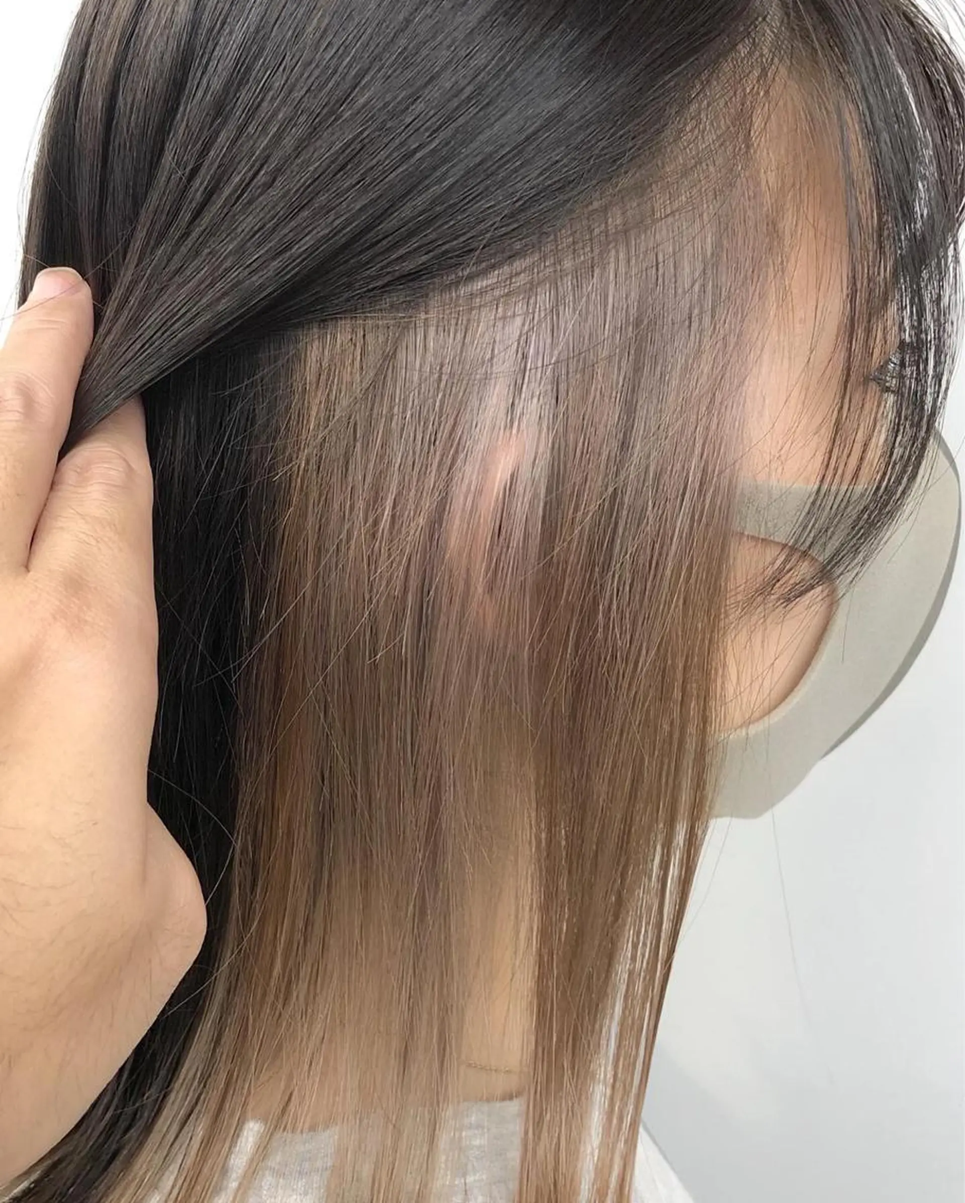 ミディアム カラー ベージュカラー インナーカラー 代表　YUKI ☆のヘアスタイル