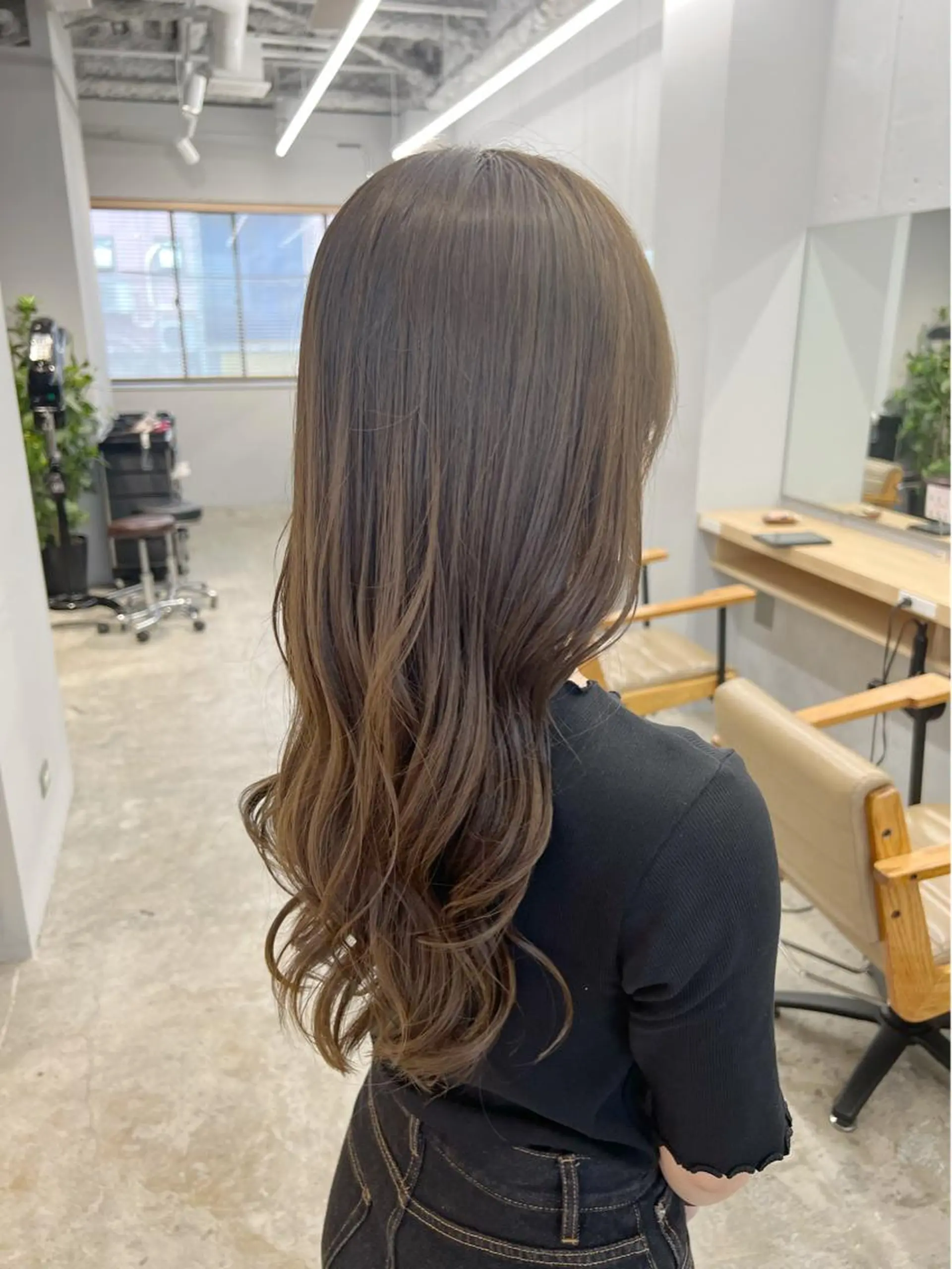 ロング カラー ベージュカラー 代表　YUKI ☆のヘアスタイル