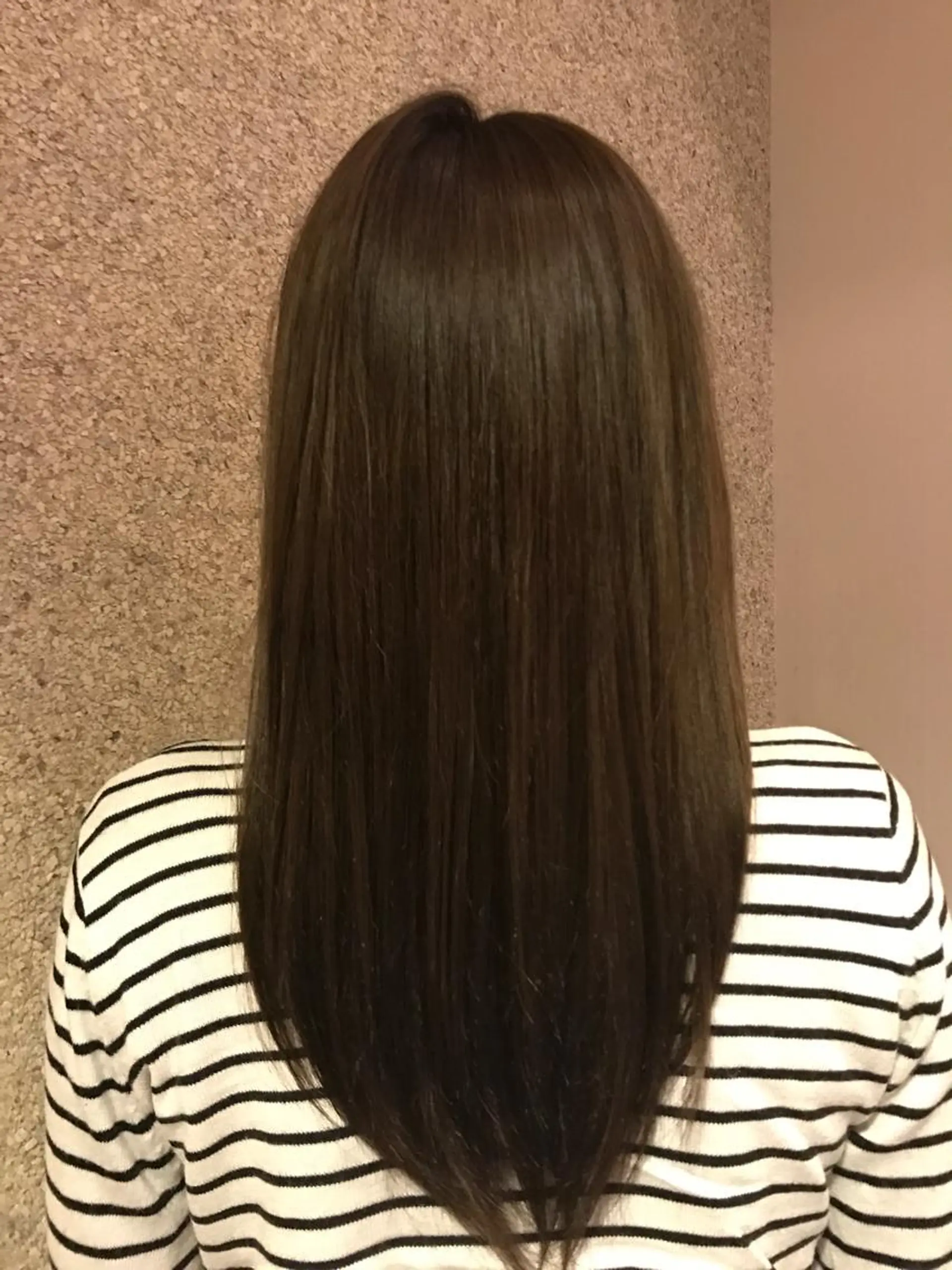 セミロング カラー ひろせ かなのヘアスタイル