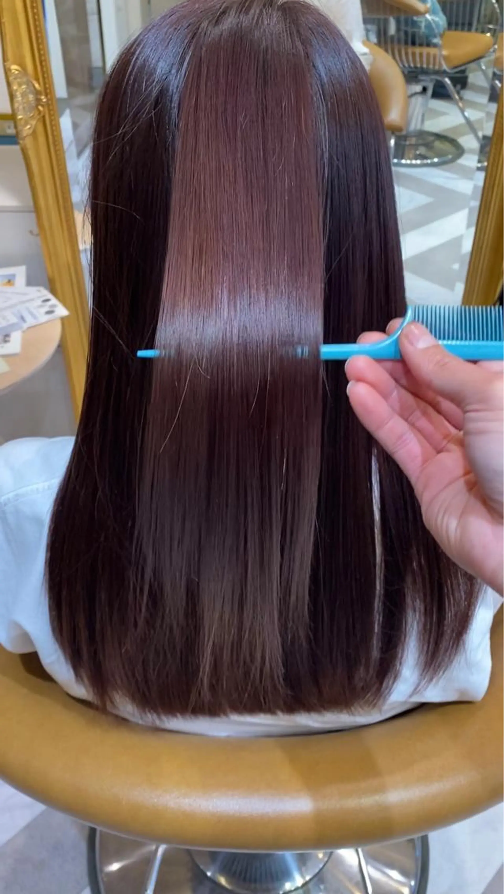 ミディアム カット ヘアカラー 縮毛矯正 トリートメント レイヤーカット /透明感カラー西田のヘアスタイル