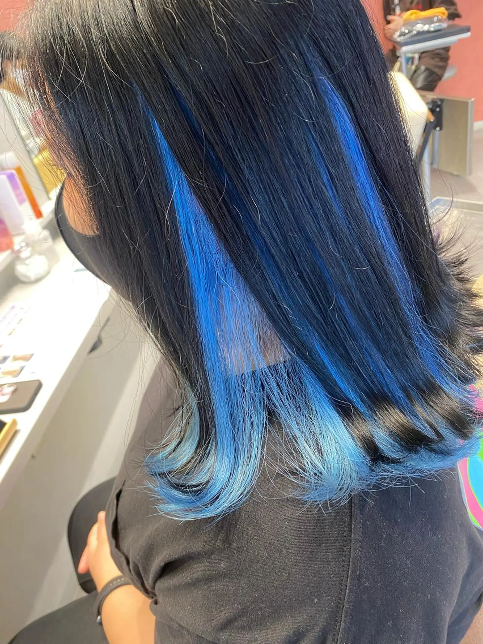 ミディアム デザイン🥇複雑履歴 ハイトーン特化のヘアスタイル