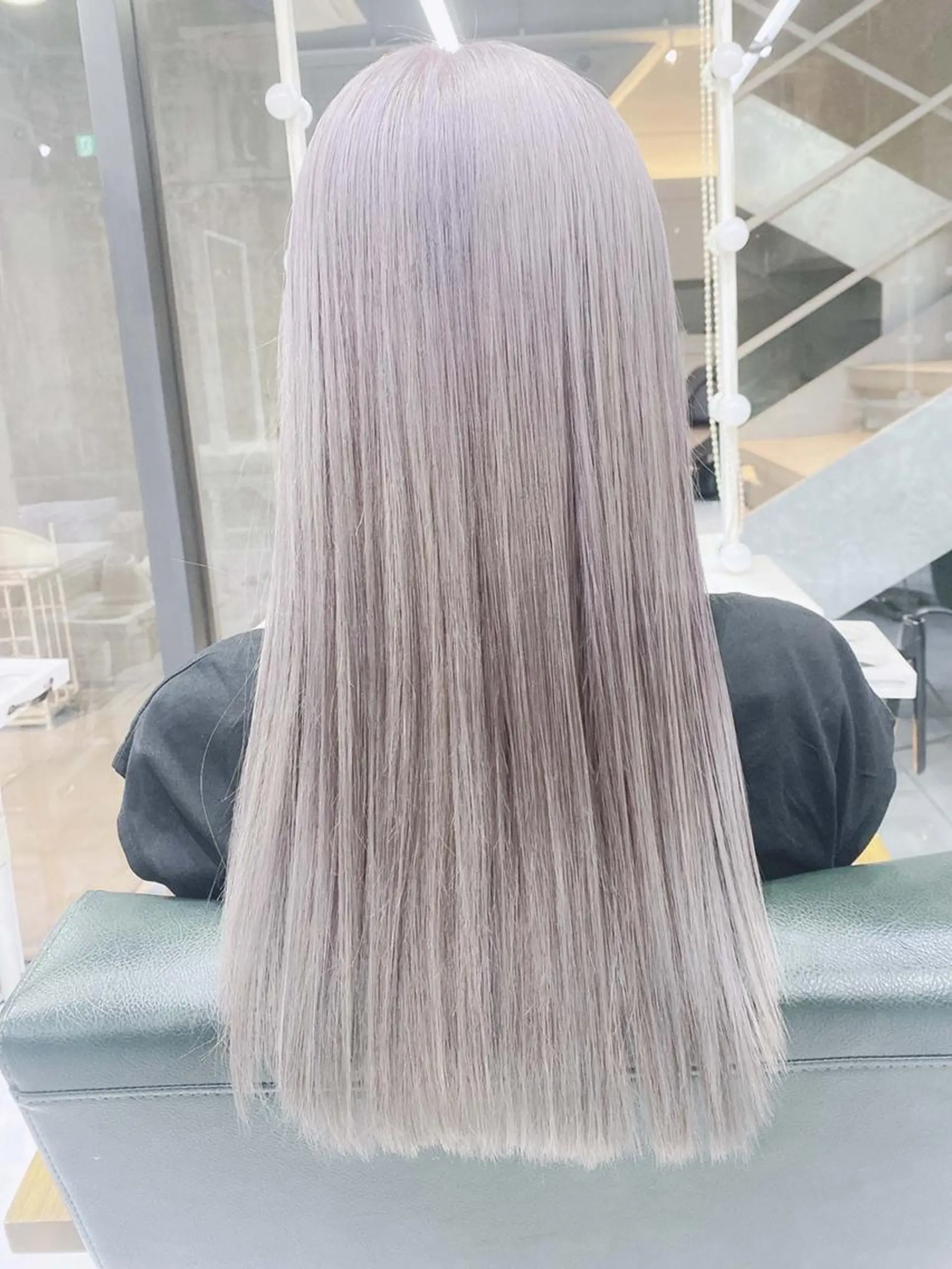 ロング カラー ヘアアレンジ ブリーチ ケアブリーチ 透明感カラー デザインカラー ハイトーンカラー 𝐑𝐈𝐍𝐊𝐀 🐷🖤のヘアスタイル