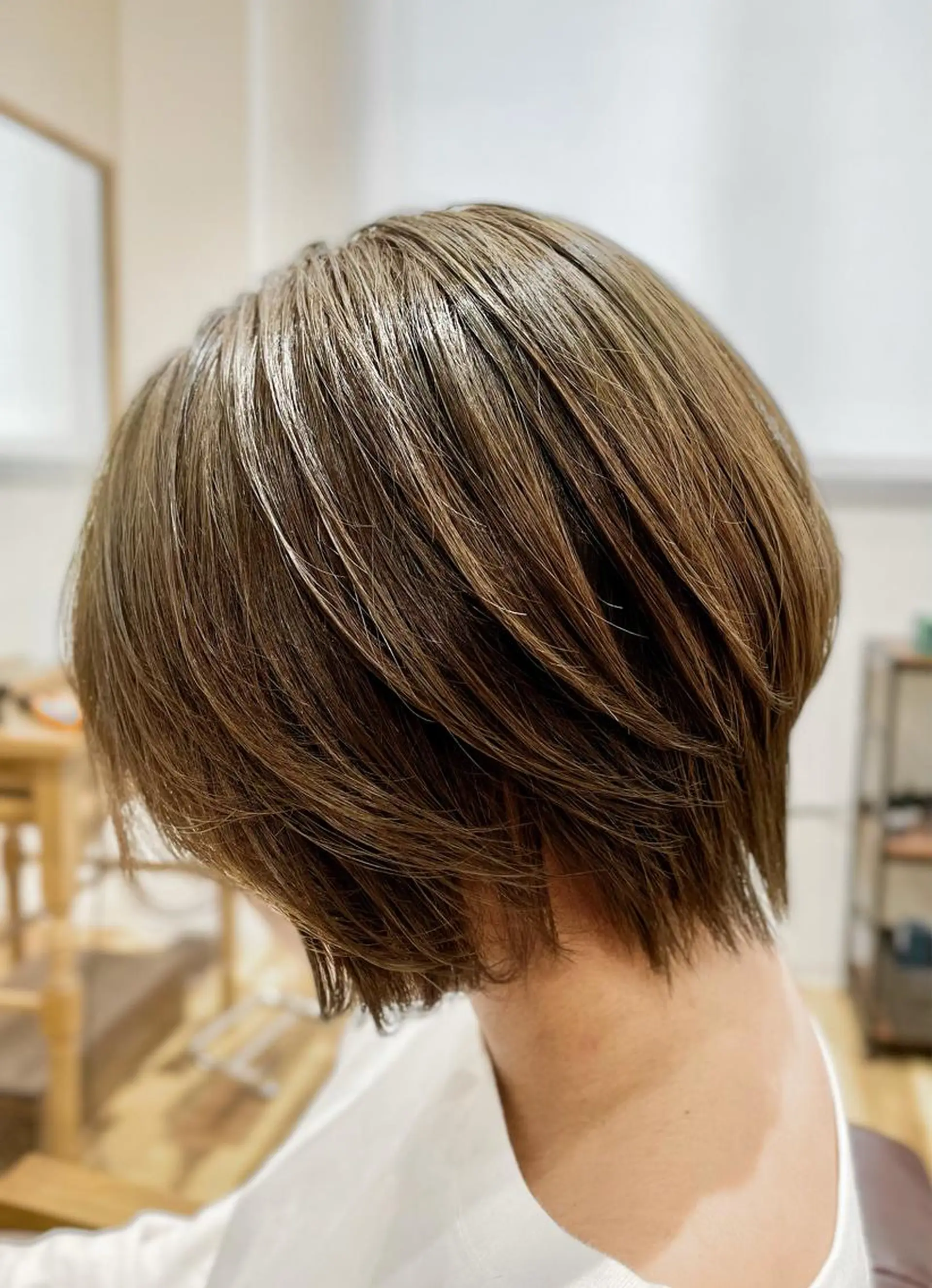 ショート アッシュ アッシュグレー アッシュグレージュ YASUHIRO グレージュ/メンズのヘアスタイル