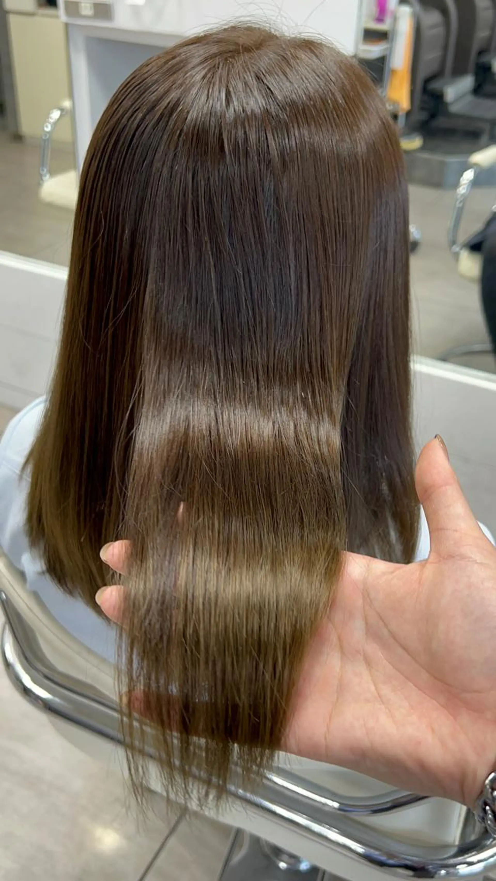 ミディアム カラー ヘアアレンジ 髪質改善 カット ヘアカラー トリートメント ヘッドスパ インナー×縮毛矯正 ピンクカラー澤井里菜のヘアスタイル